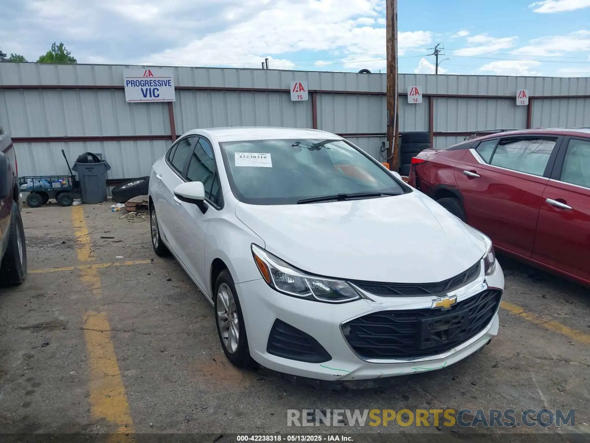 1 Photograph of a damaged car 1G1BC5SM5K7149861 CHEVROLET CRUZE 2019
