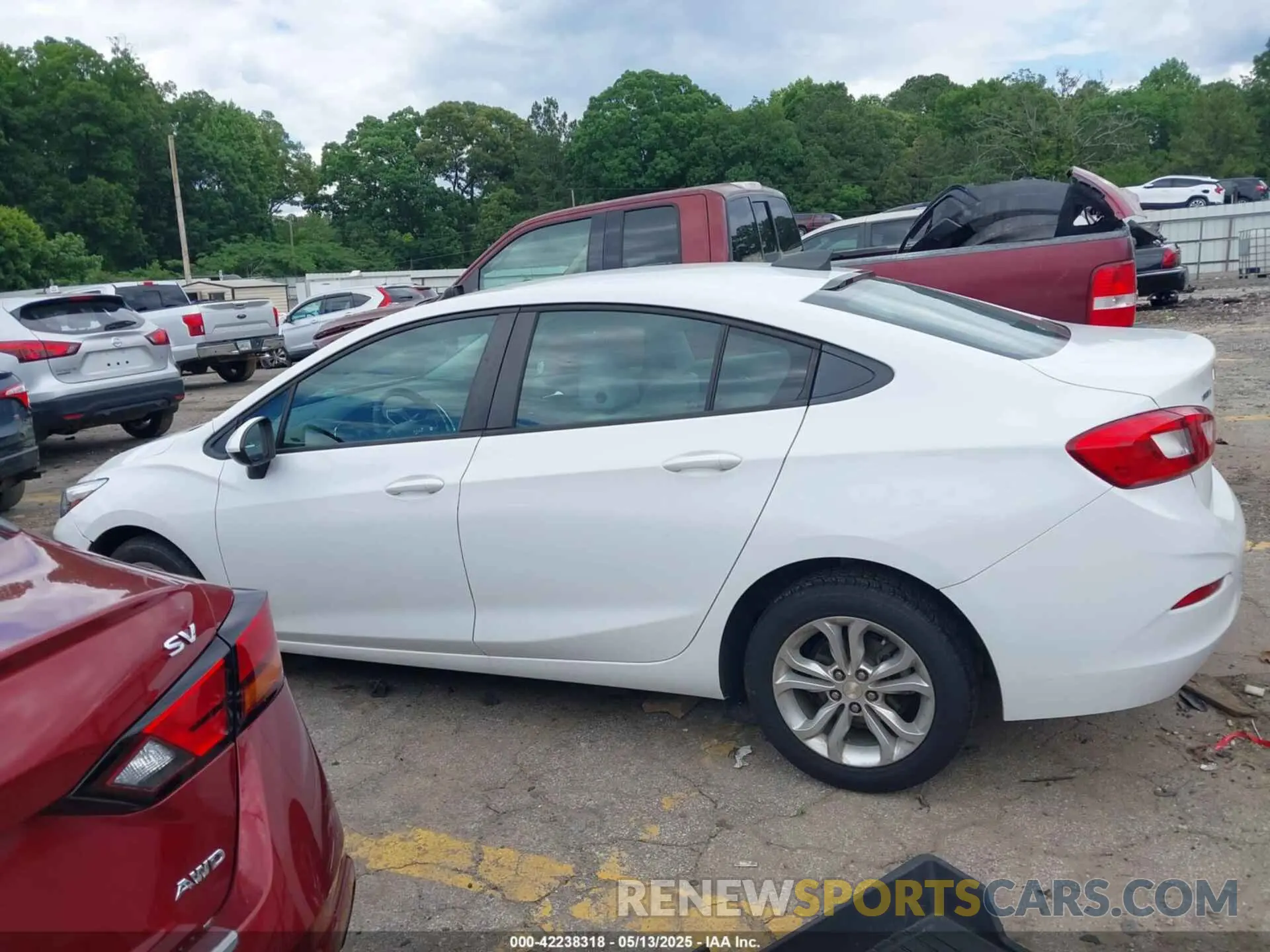 14 Photograph of a damaged car 1G1BC5SM5K7149861 CHEVROLET CRUZE 2019