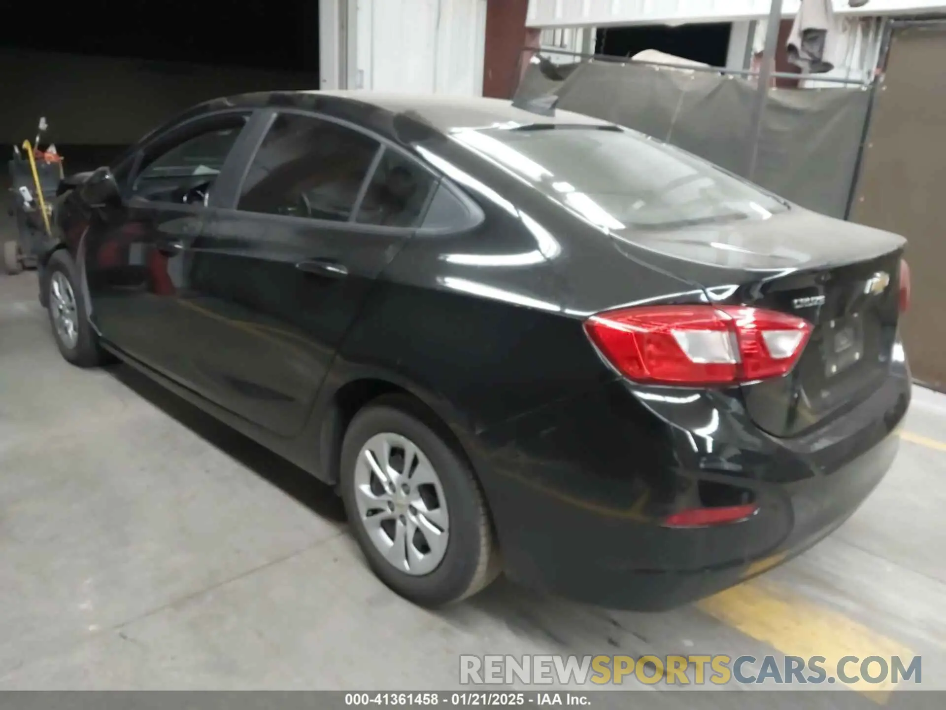 3 Photograph of a damaged car 1G1BC5SM5K7150220 CHEVROLET CRUZE 2019