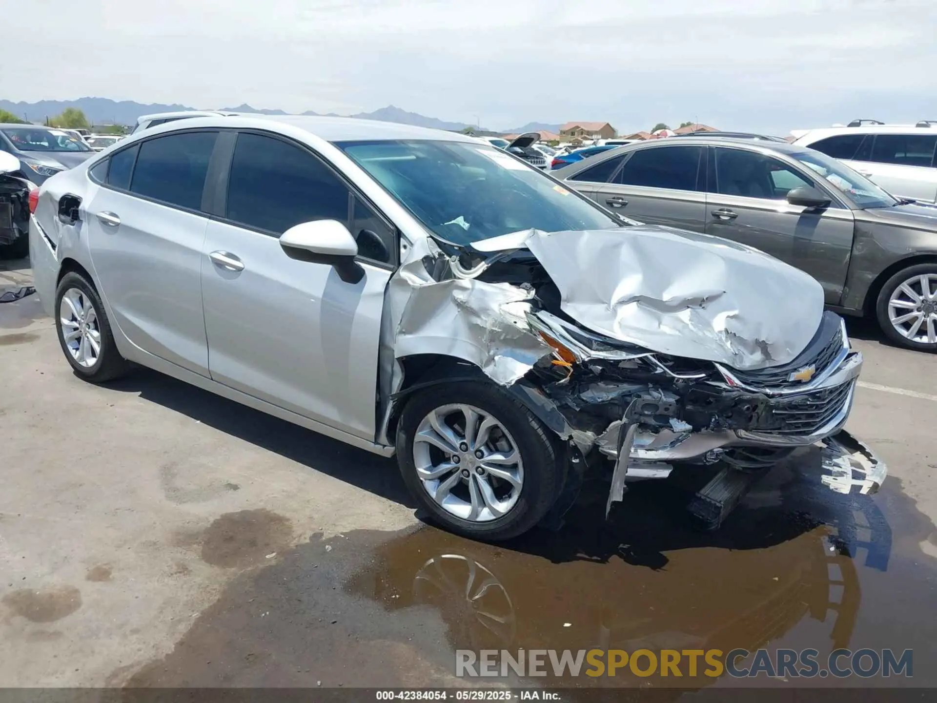 1 Photograph of a damaged car 1G1BC5SM6K7112107 CHEVROLET CRUZE 2019