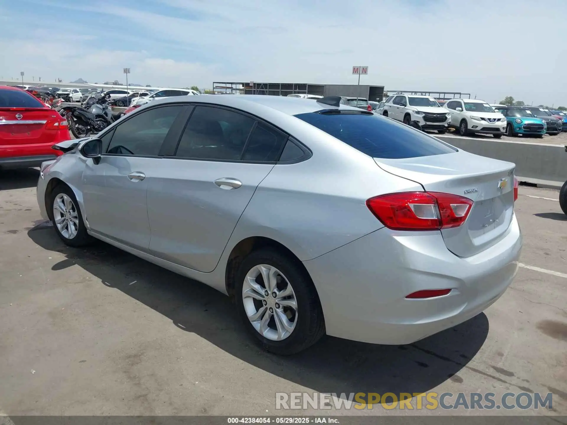 3 Photograph of a damaged car 1G1BC5SM6K7112107 CHEVROLET CRUZE 2019