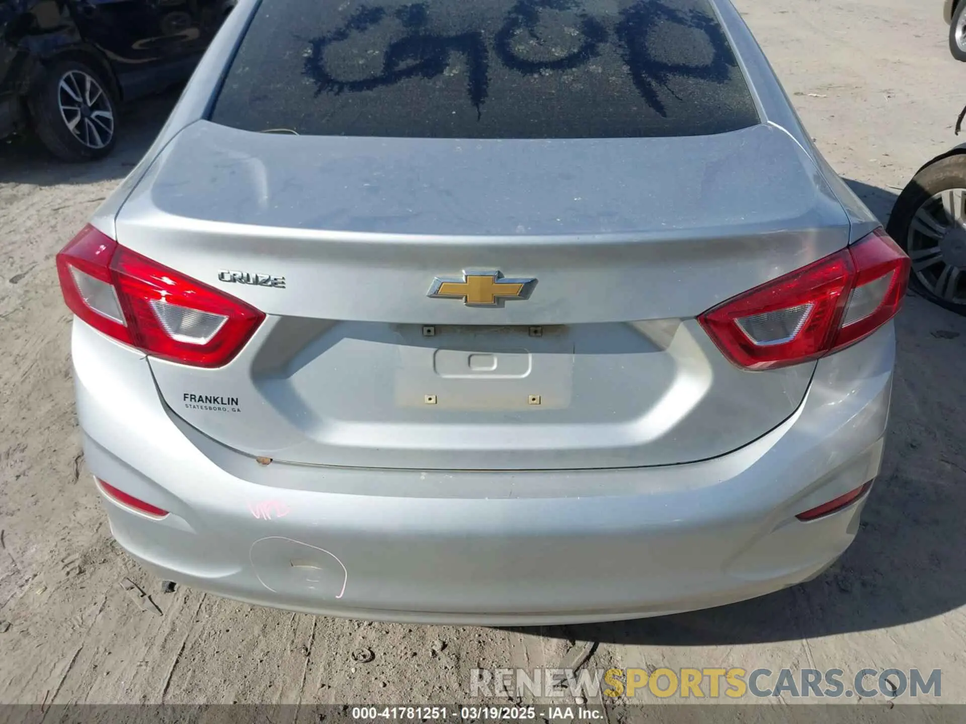 16 Photograph of a damaged car 1G1BC5SM6K7146967 CHEVROLET CRUZE 2019