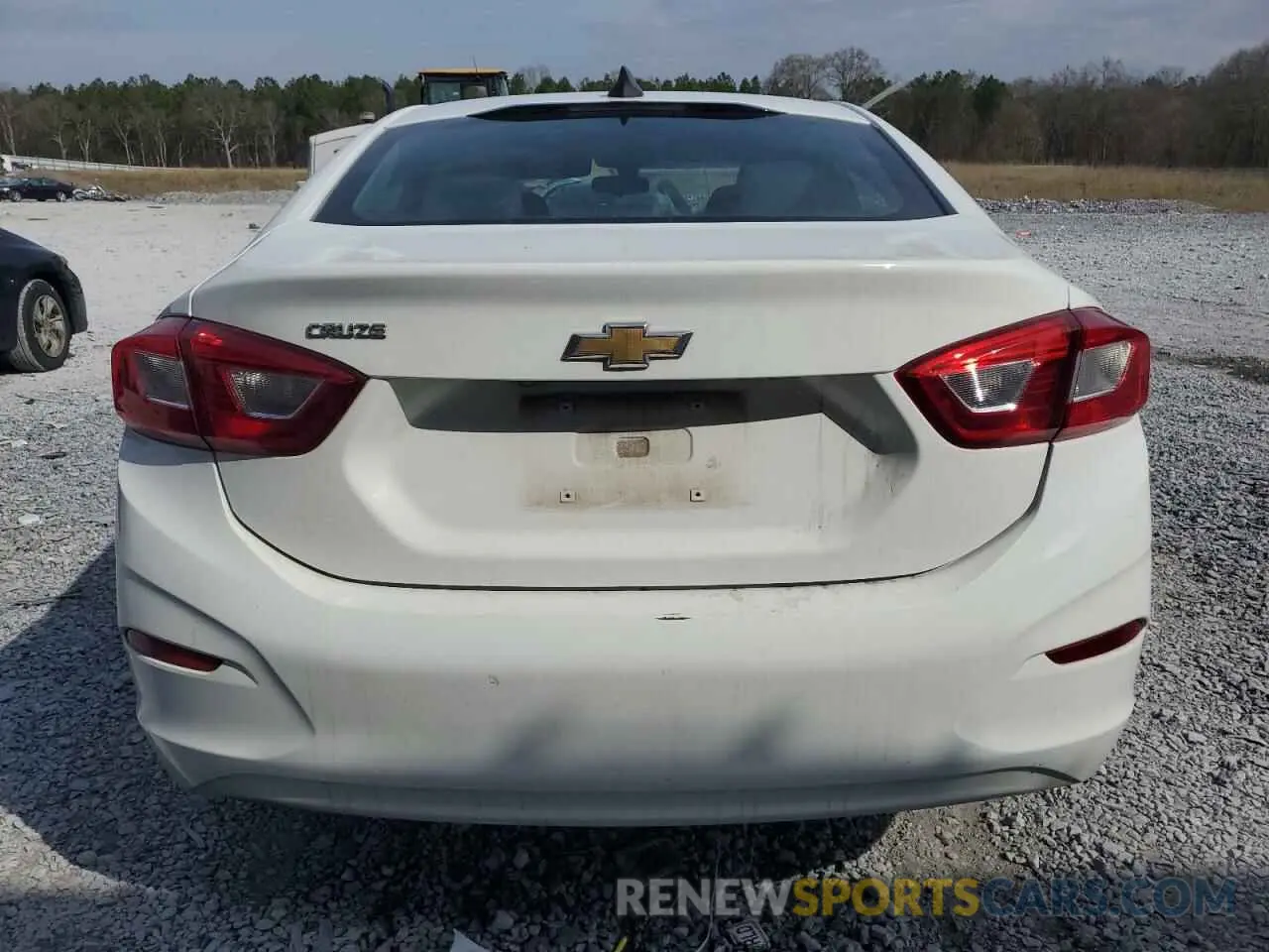 6 Photograph of a damaged car 1G1BC5SM6K7152686 CHEVROLET CRUZE 2019