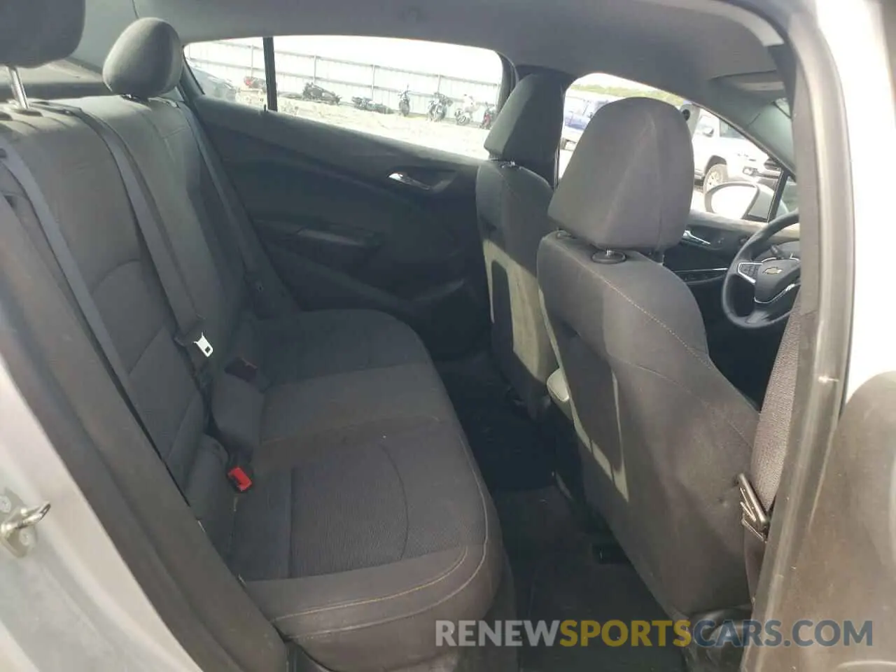 10 Photograph of a damaged car 1G1BC5SM7K7101486 CHEVROLET CRUZE 2019