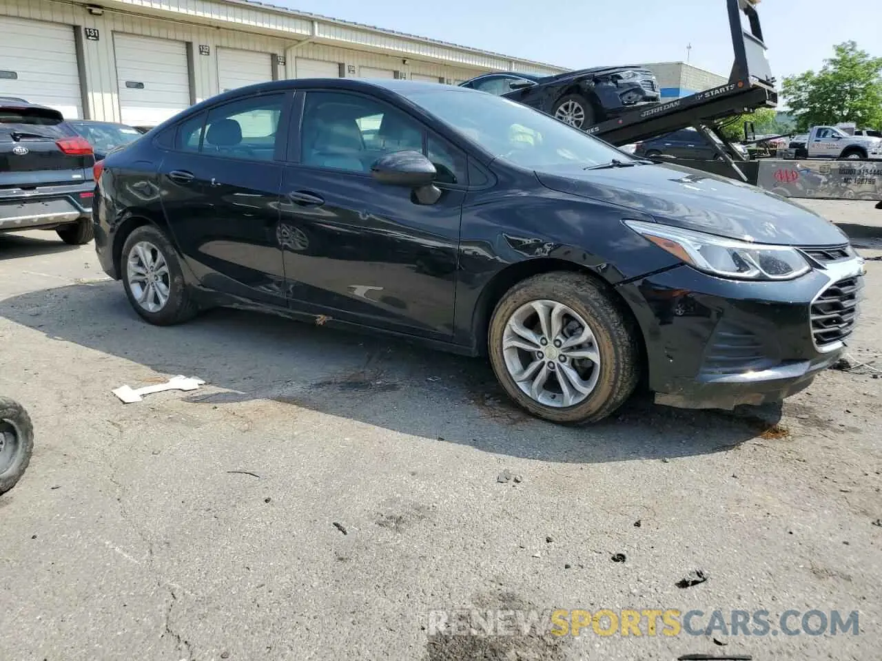 4 Photograph of a damaged car 1G1BC5SM7K7103660 CHEVROLET CRUZE 2019