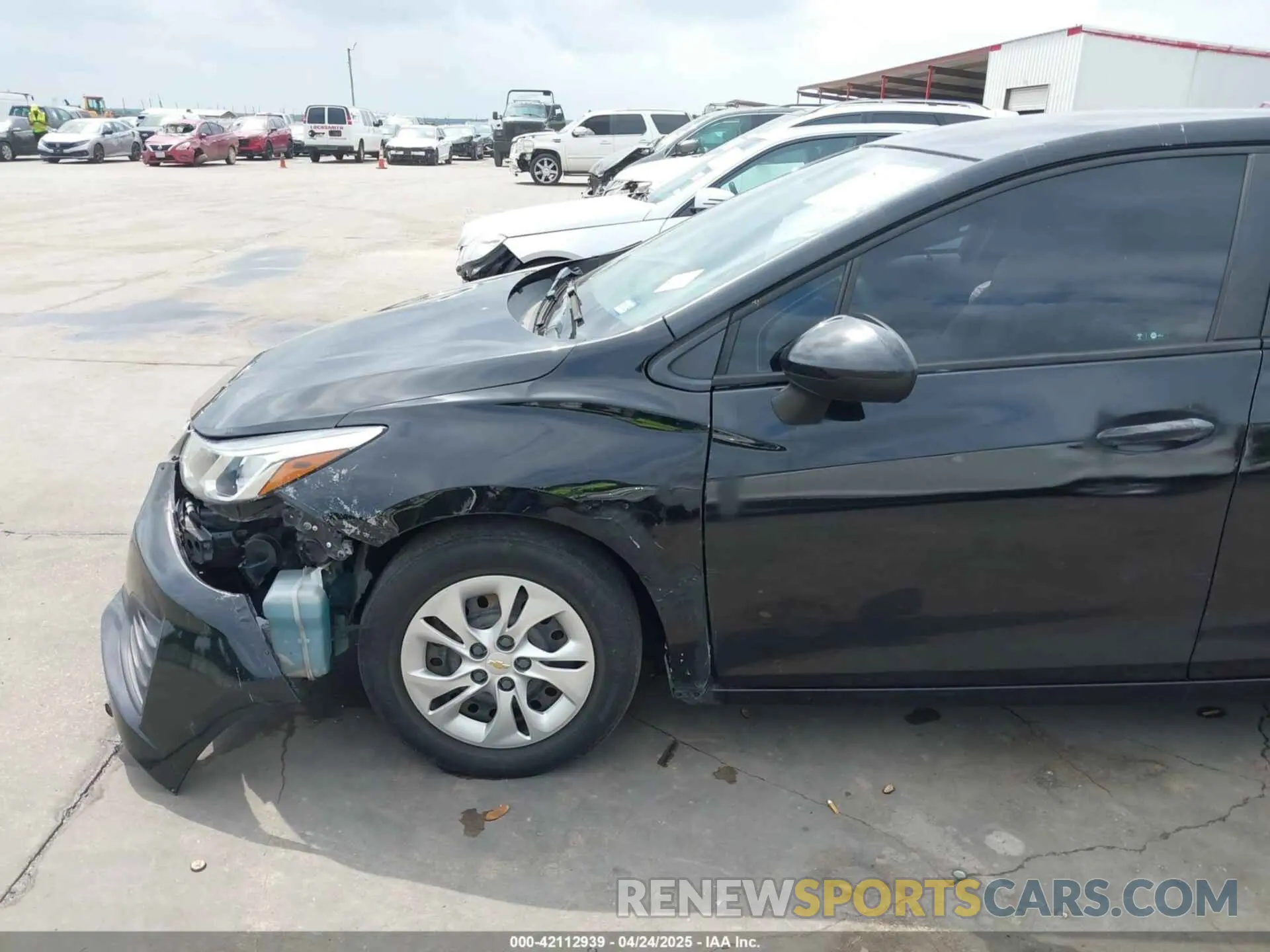 17 Photograph of a damaged car 1G1BC5SM7K7120507 CHEVROLET CRUZE 2019