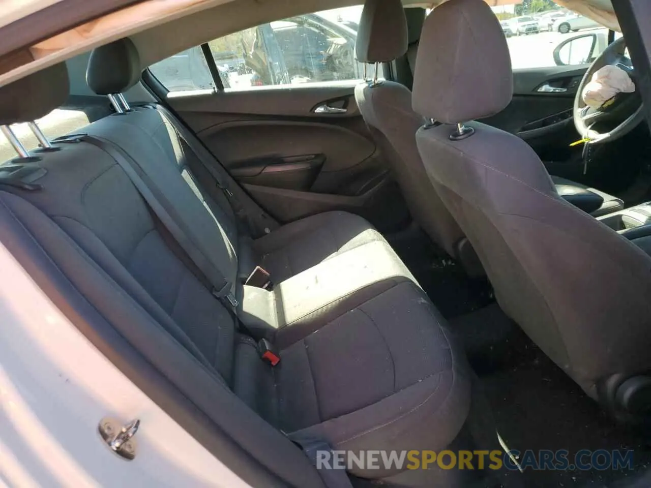 10 Photograph of a damaged car 1G1BC5SM7K7123231 CHEVROLET CRUZE 2019