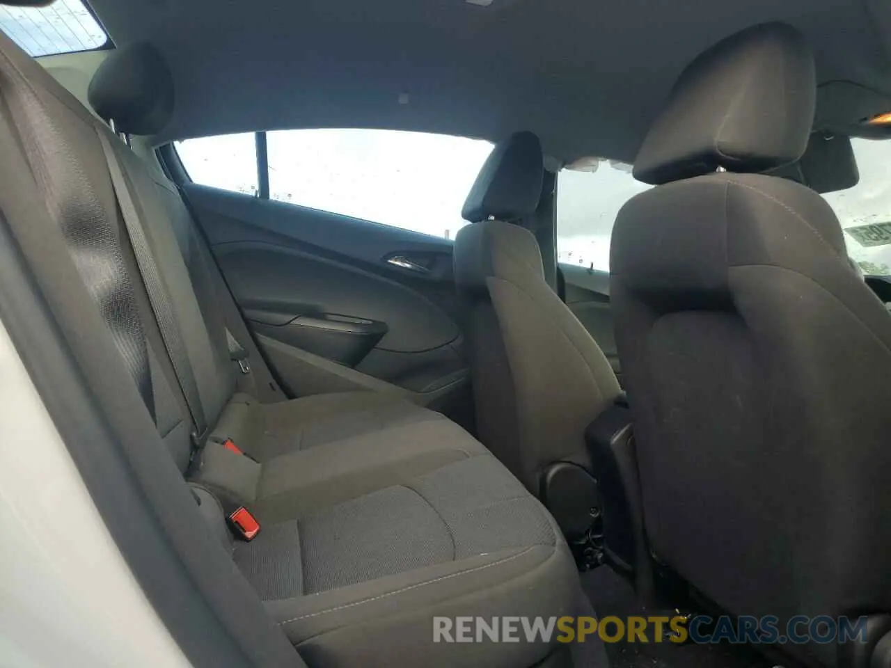 10 Photograph of a damaged car 1G1BC5SM7K7125609 CHEVROLET CRUZE 2019
