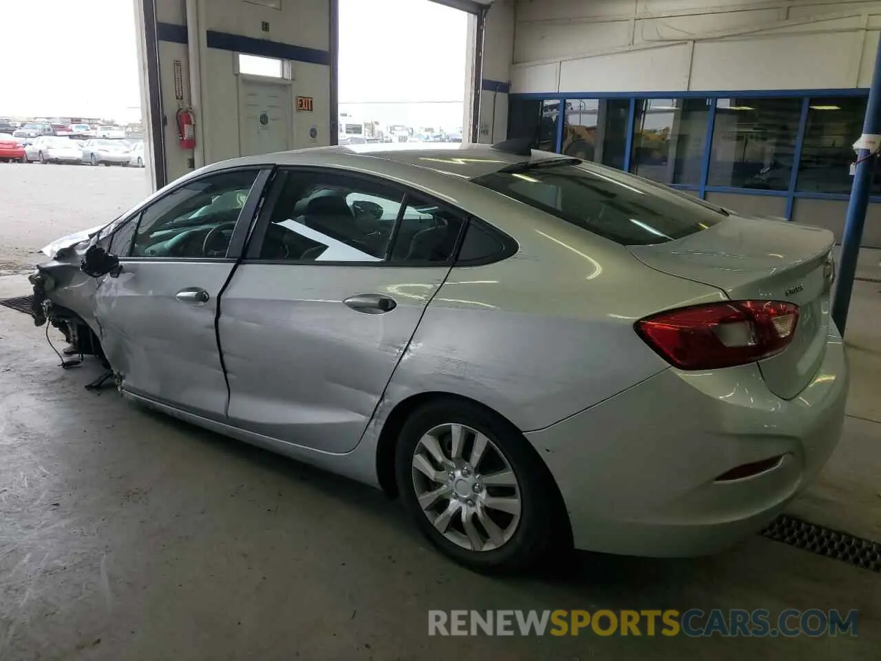 2 Photograph of a damaged car 1G1BC5SM7K7129711 CHEVROLET CRUZE 2019