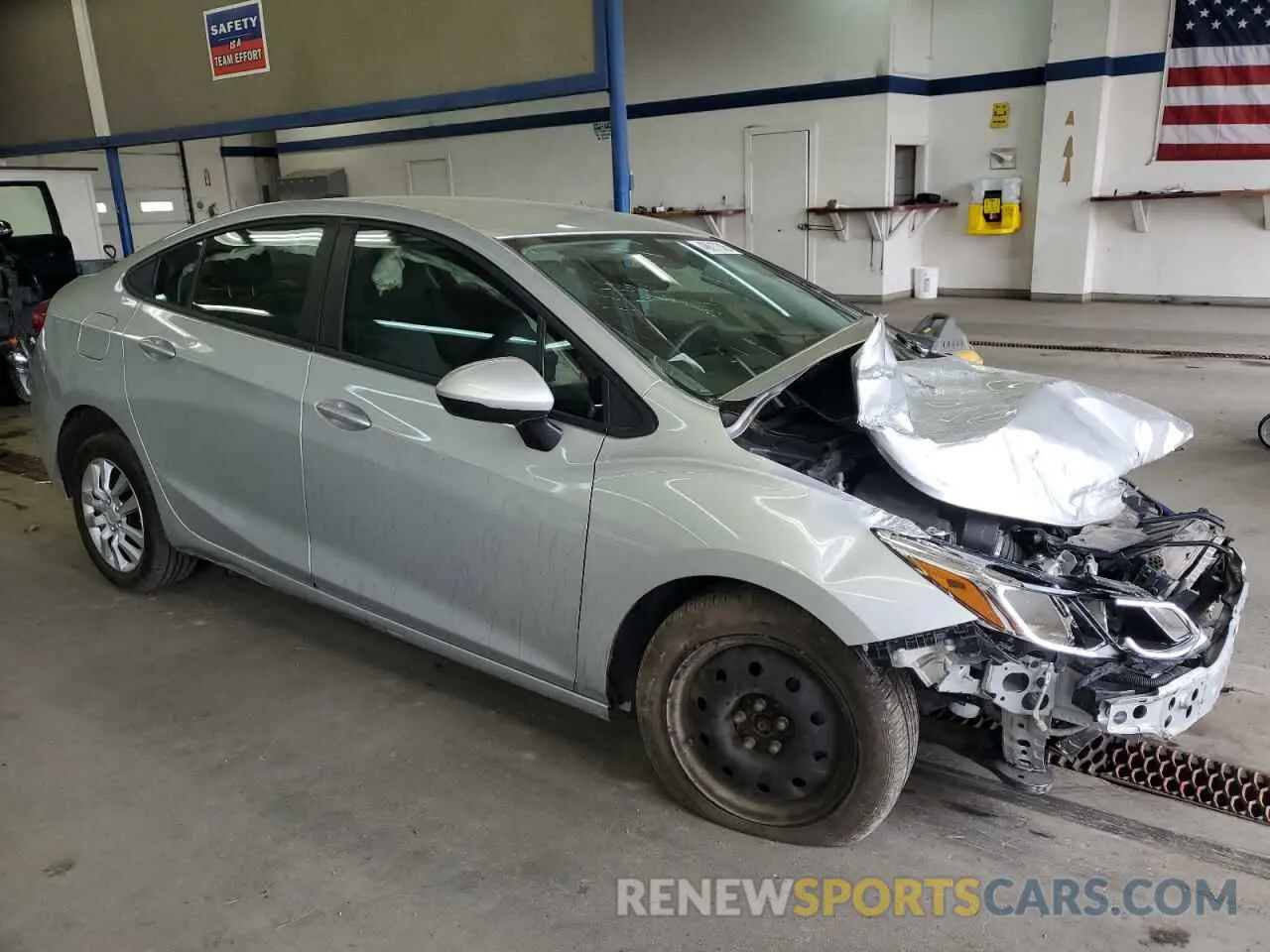 4 Photograph of a damaged car 1G1BC5SM7K7129711 CHEVROLET CRUZE 2019