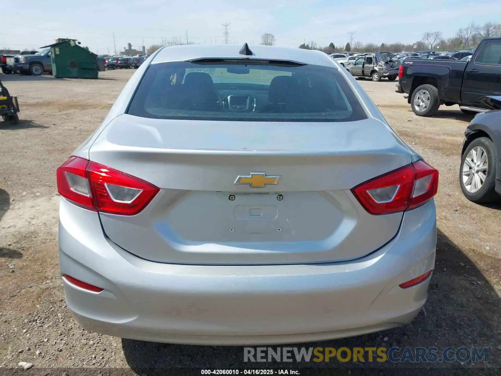 16 Photograph of a damaged car 1G1BC5SM7K7135668 CHEVROLET CRUZE 2019