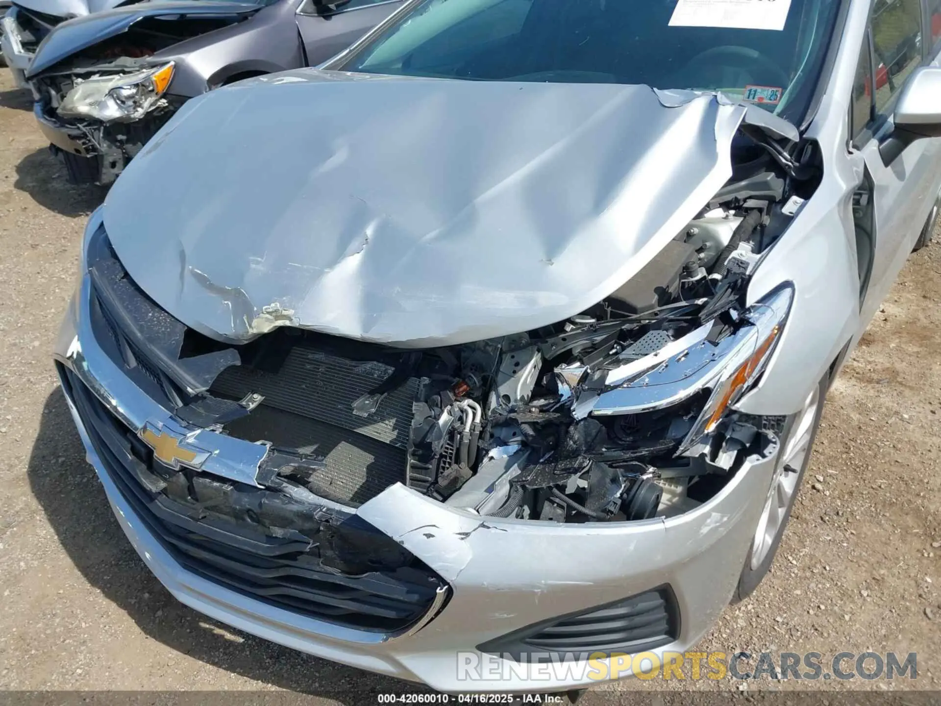 6 Photograph of a damaged car 1G1BC5SM7K7135668 CHEVROLET CRUZE 2019