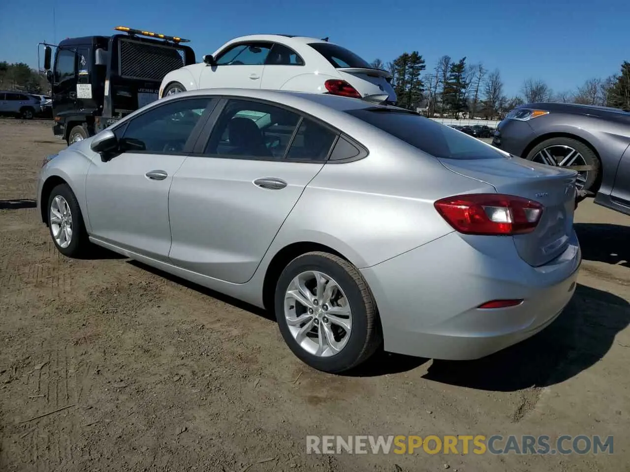 2 Photograph of a damaged car 1G1BC5SM8K7133301 CHEVROLET CRUZE 2019