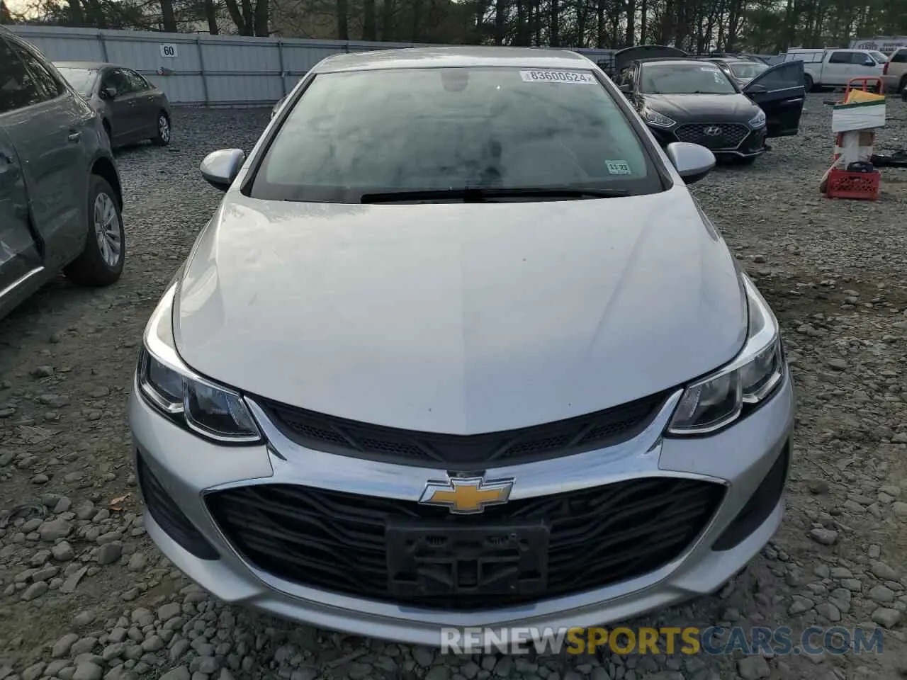 5 Photograph of a damaged car 1G1BC5SM9K7109539 CHEVROLET CRUZE 2019