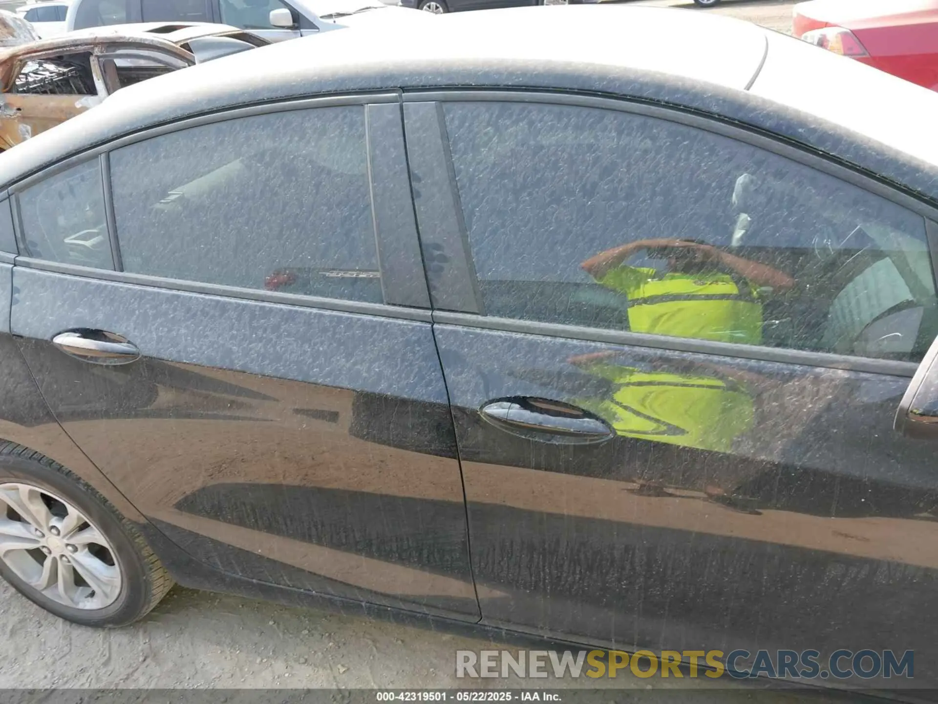 12 Photograph of a damaged car 1G1BC5SM9K7126910 CHEVROLET CRUZE 2019