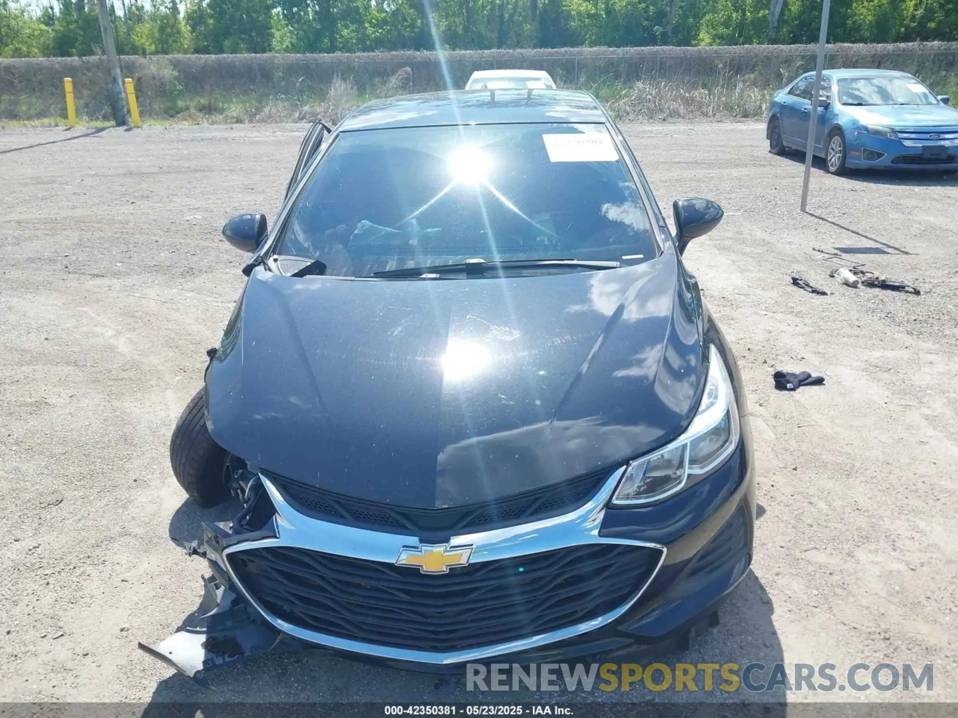 11 Photograph of a damaged car 1G1BC5SM9K7128611 CHEVROLET CRUZE 2019