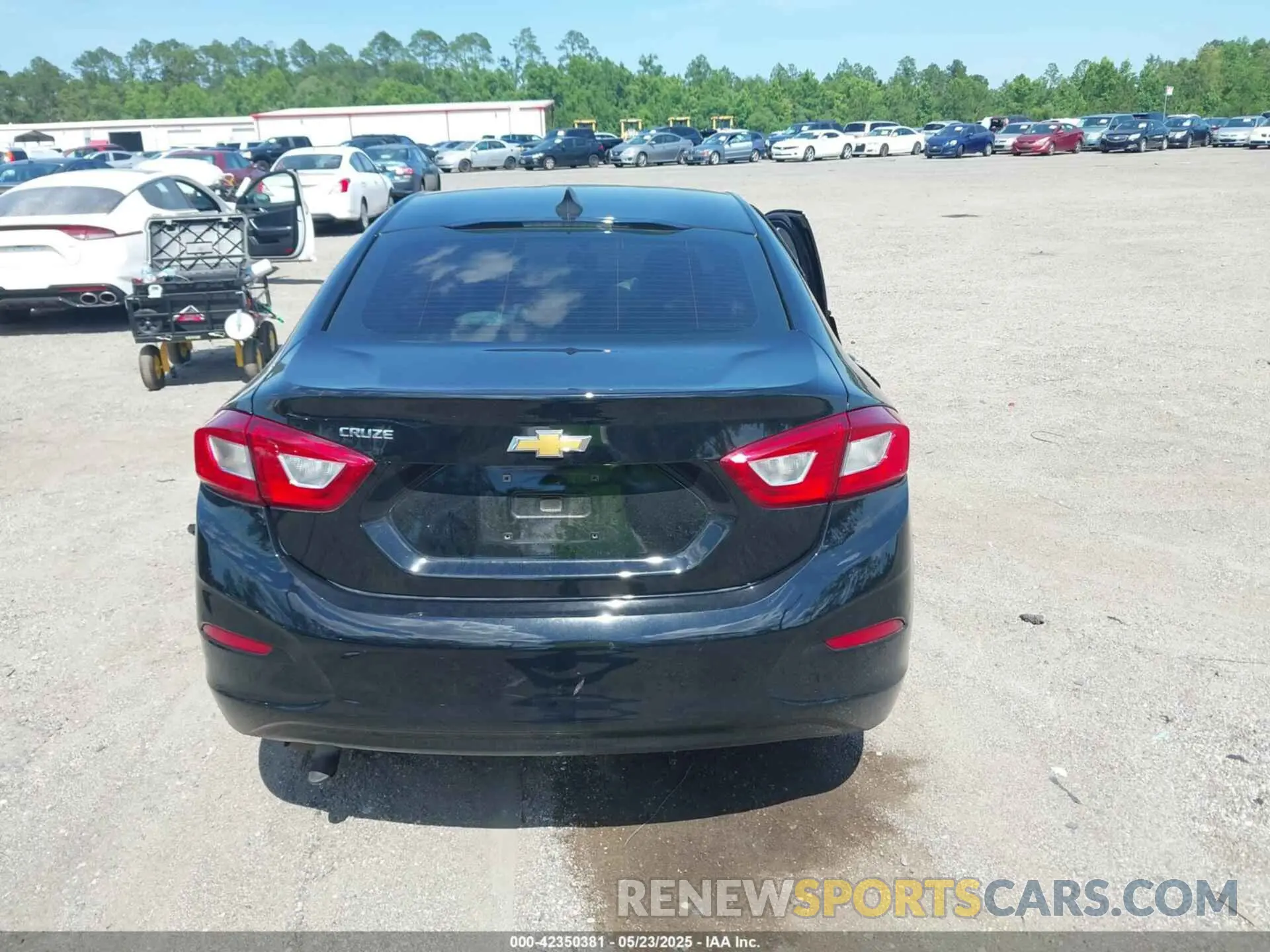 15 Photograph of a damaged car 1G1BC5SM9K7128611 CHEVROLET CRUZE 2019