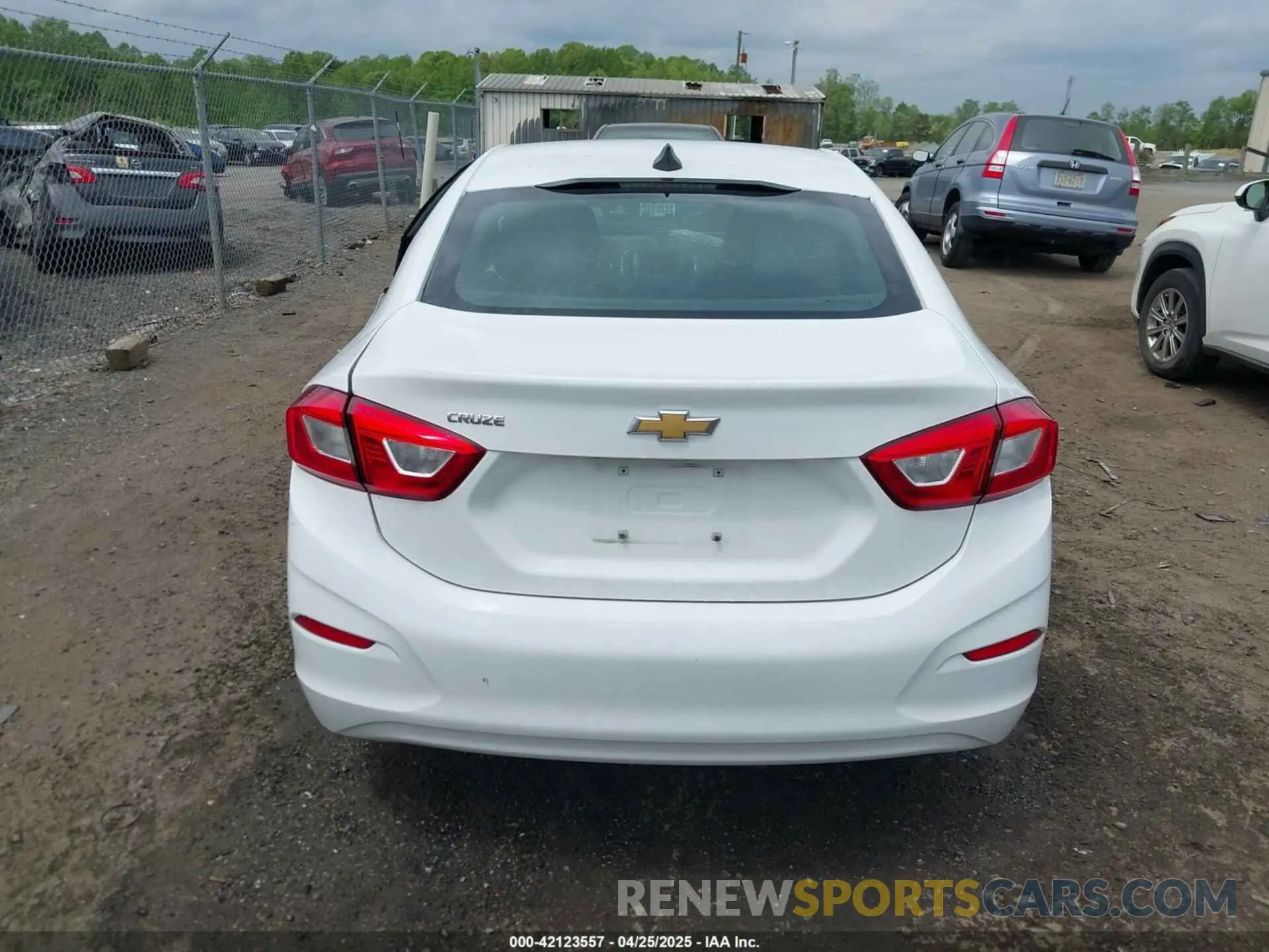 16 Photograph of a damaged car 1G1BC5SM9K7135736 CHEVROLET CRUZE 2019