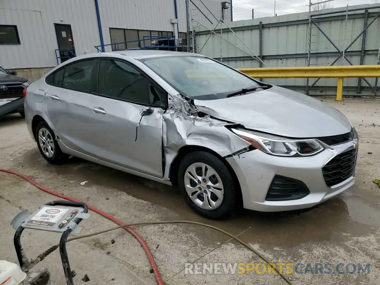 4 Photograph of a damaged car 1G1BC5SM9K7145554 CHEVROLET CRUZE 2019