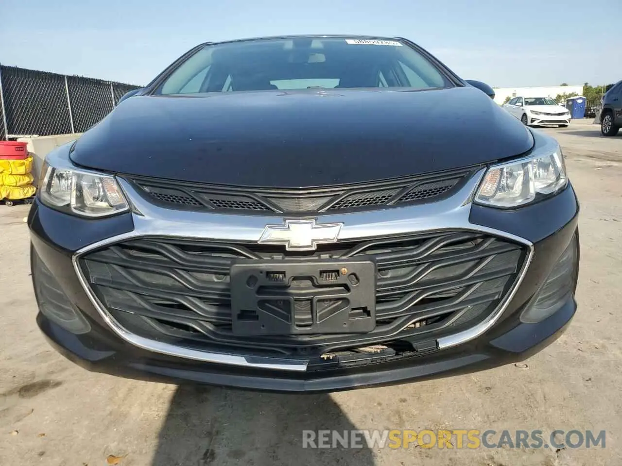 5 Photograph of a damaged car 1G1BC5SMXK7119934 CHEVROLET CRUZE 2019