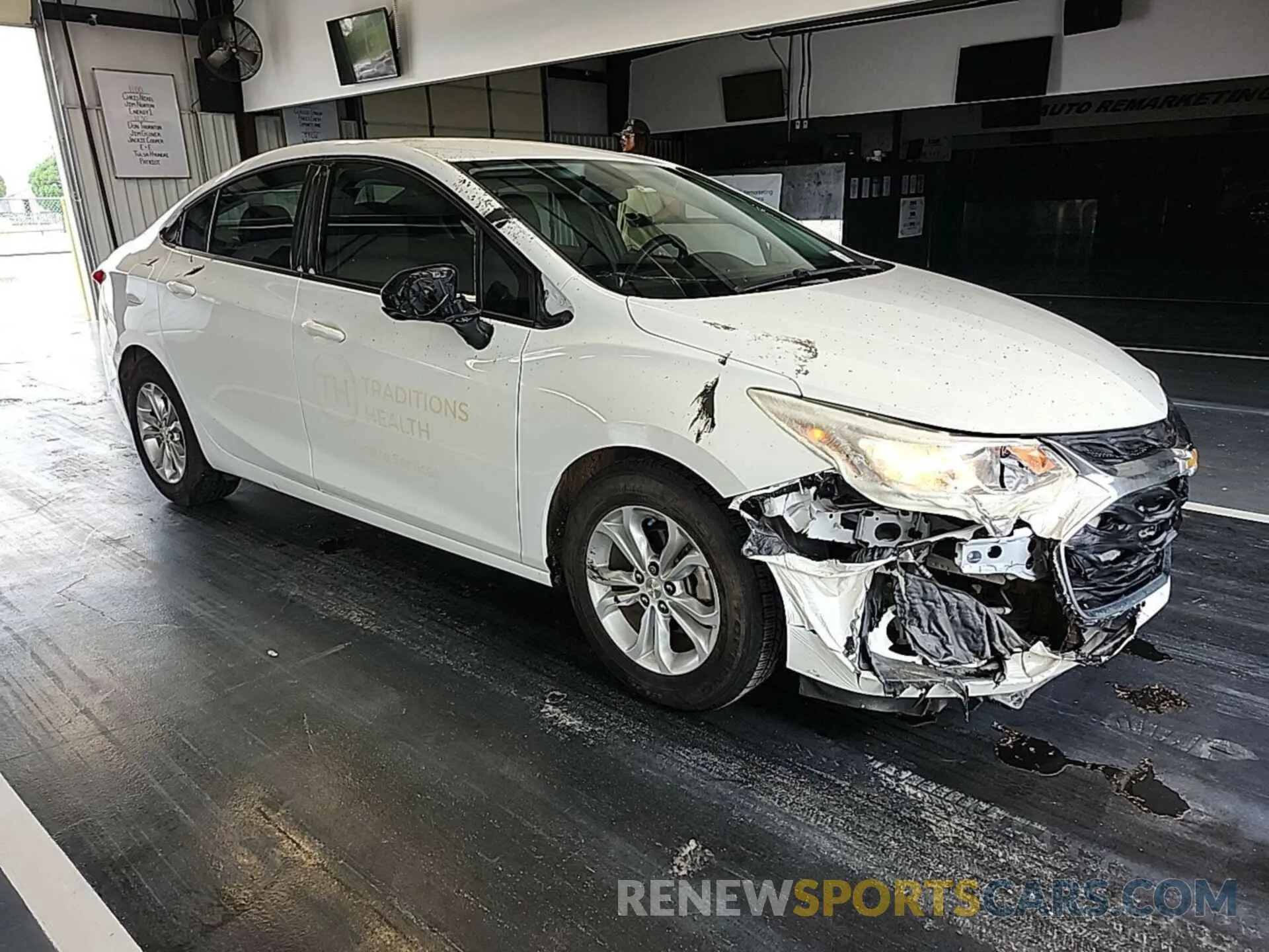 7 Photograph of a damaged car 1G1BC5SMXK7136281 CHEVROLET CRUZE 2019