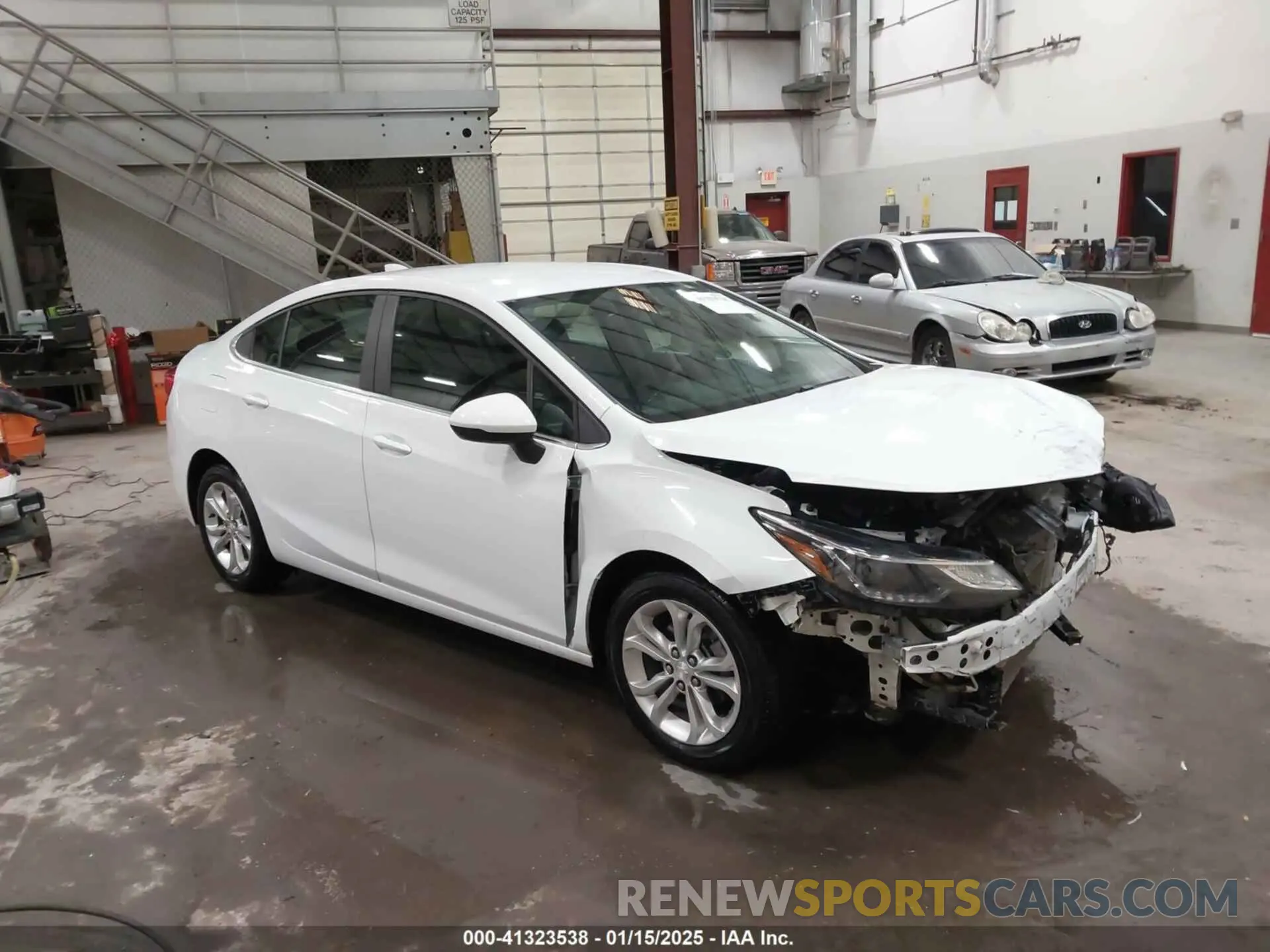 1 Photograph of a damaged car 1G1BE5SM0K7104689 CHEVROLET CRUZE 2019