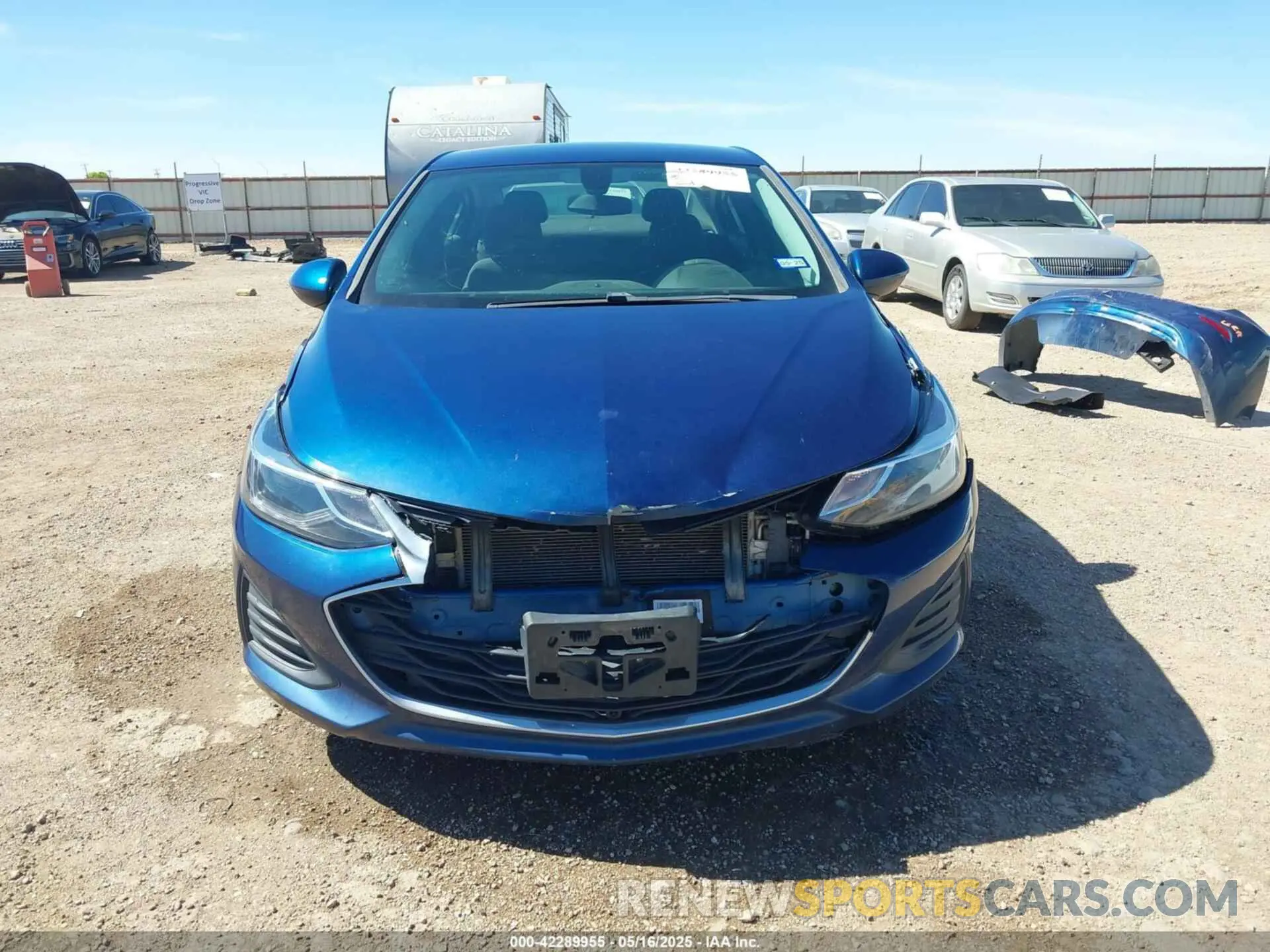 13 Photograph of a damaged car 1G1BE5SM0K7114963 CHEVROLET CRUZE 2019