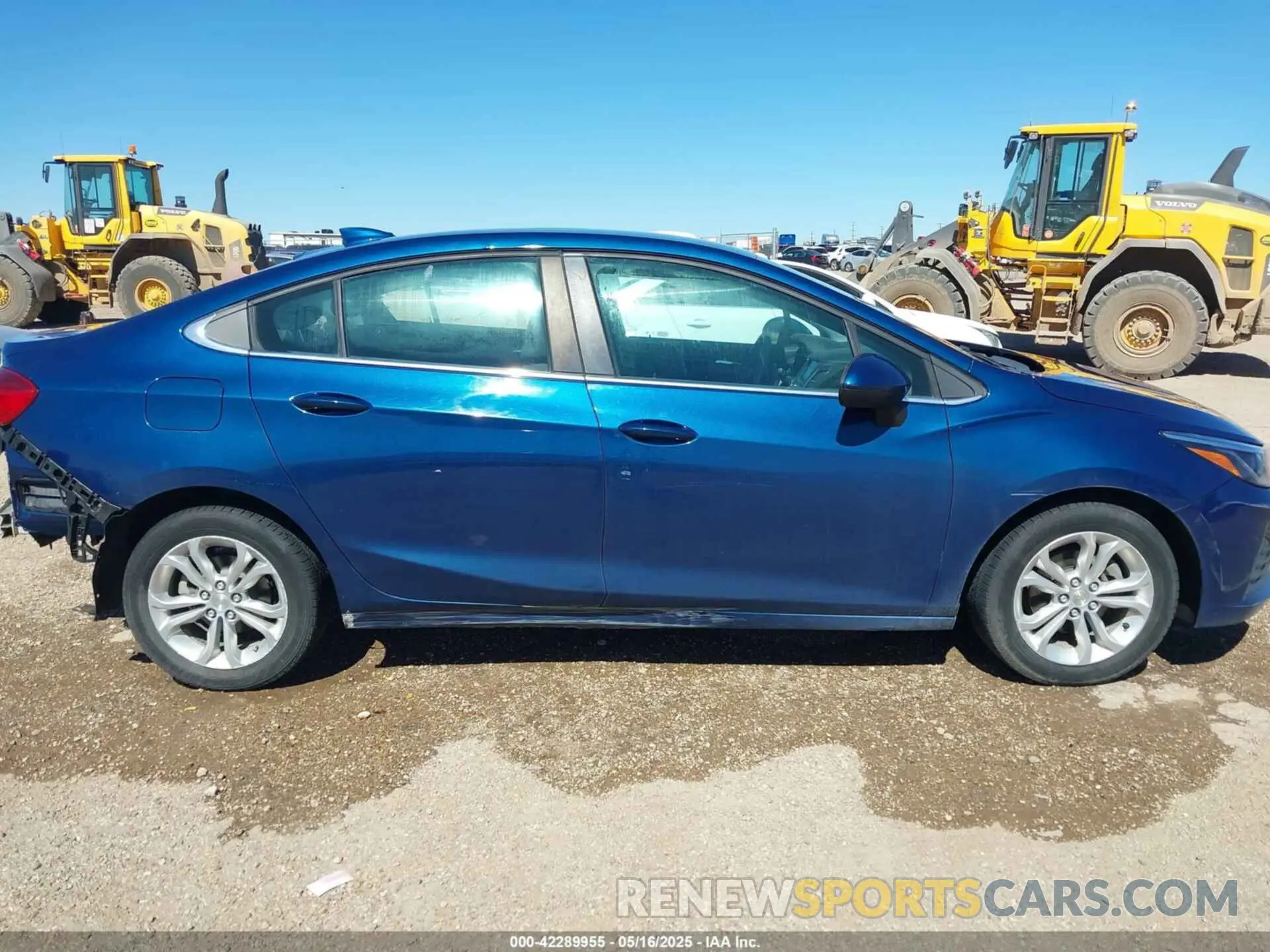 14 Photograph of a damaged car 1G1BE5SM0K7114963 CHEVROLET CRUZE 2019