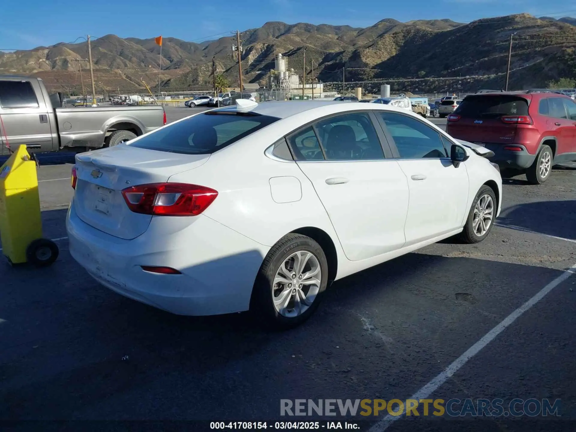 4 Photograph of a damaged car 1G1BE5SM0K7121251 CHEVROLET CRUZE 2019