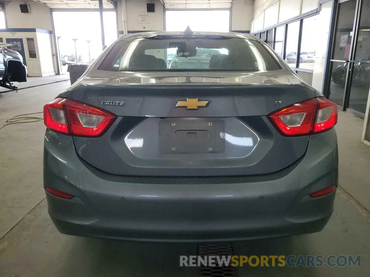 6 Photograph of a damaged car 1G1BE5SM0K7124215 CHEVROLET CRUZE 2019