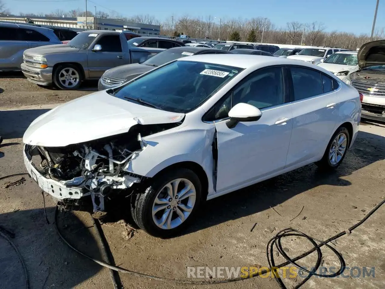 1 Photograph of a damaged car 1G1BE5SM0K7147123 CHEVROLET CRUZE 2019