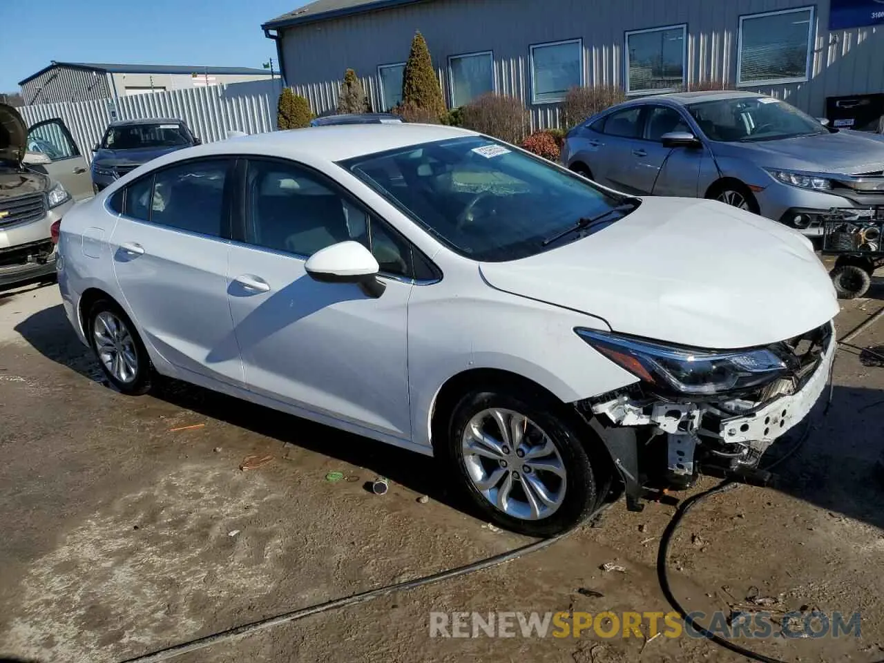 4 Photograph of a damaged car 1G1BE5SM0K7147123 CHEVROLET CRUZE 2019