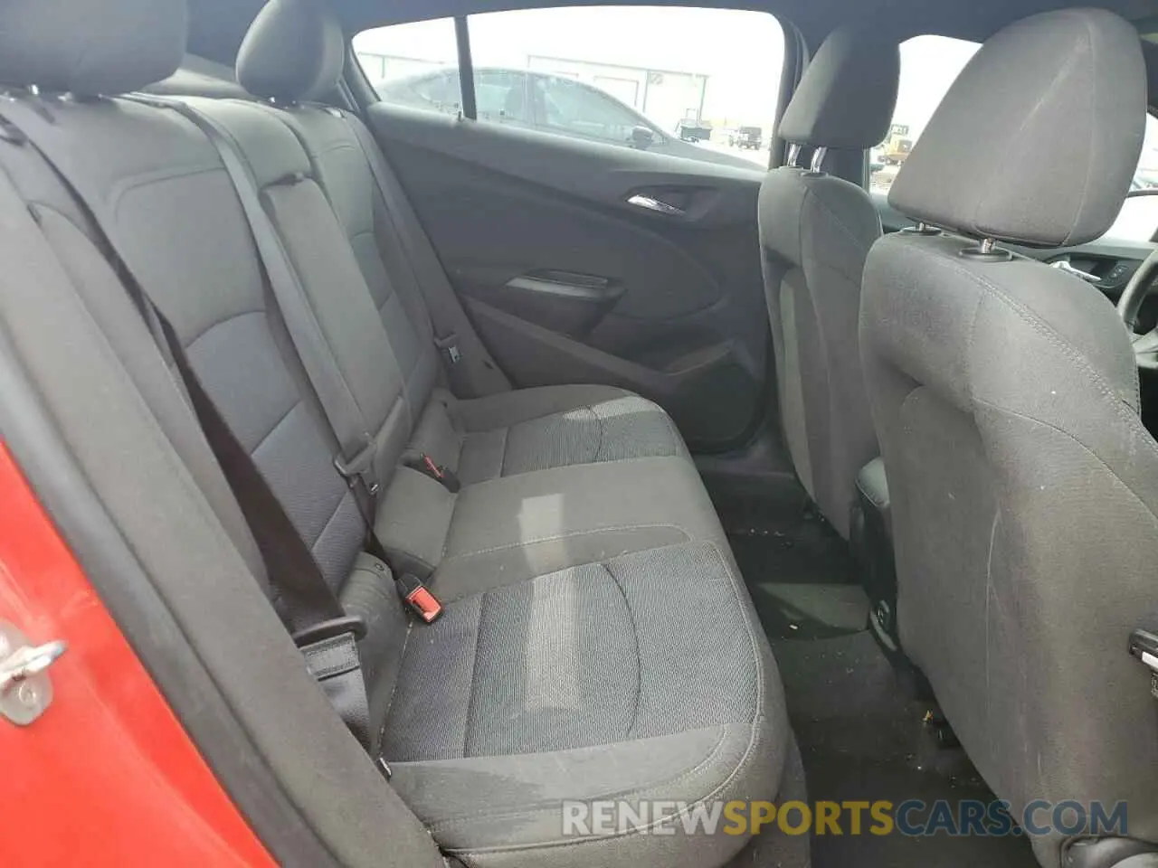10 Photograph of a damaged car 1G1BE5SM1K7104863 CHEVROLET CRUZE 2019