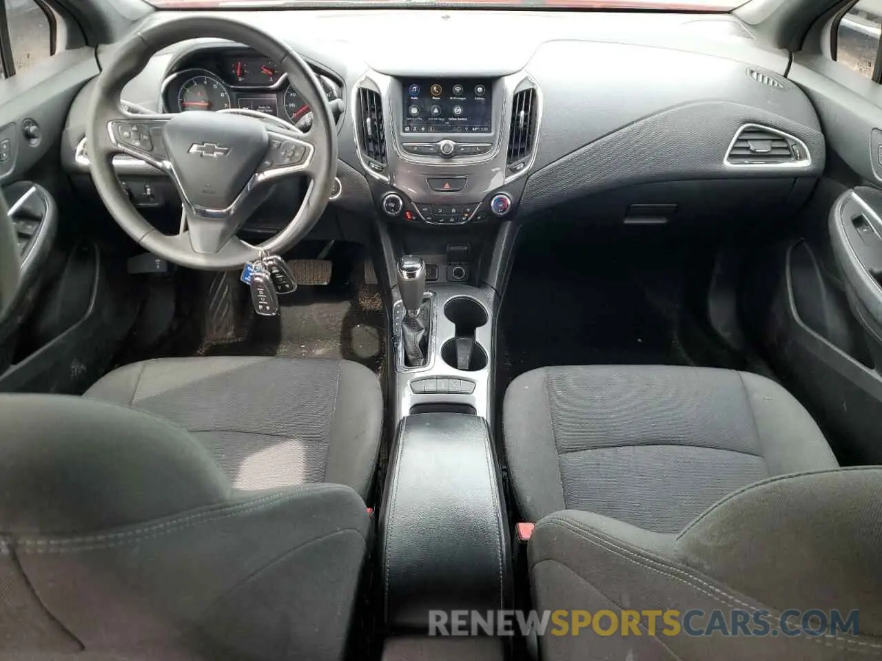 8 Photograph of a damaged car 1G1BE5SM1K7104863 CHEVROLET CRUZE 2019