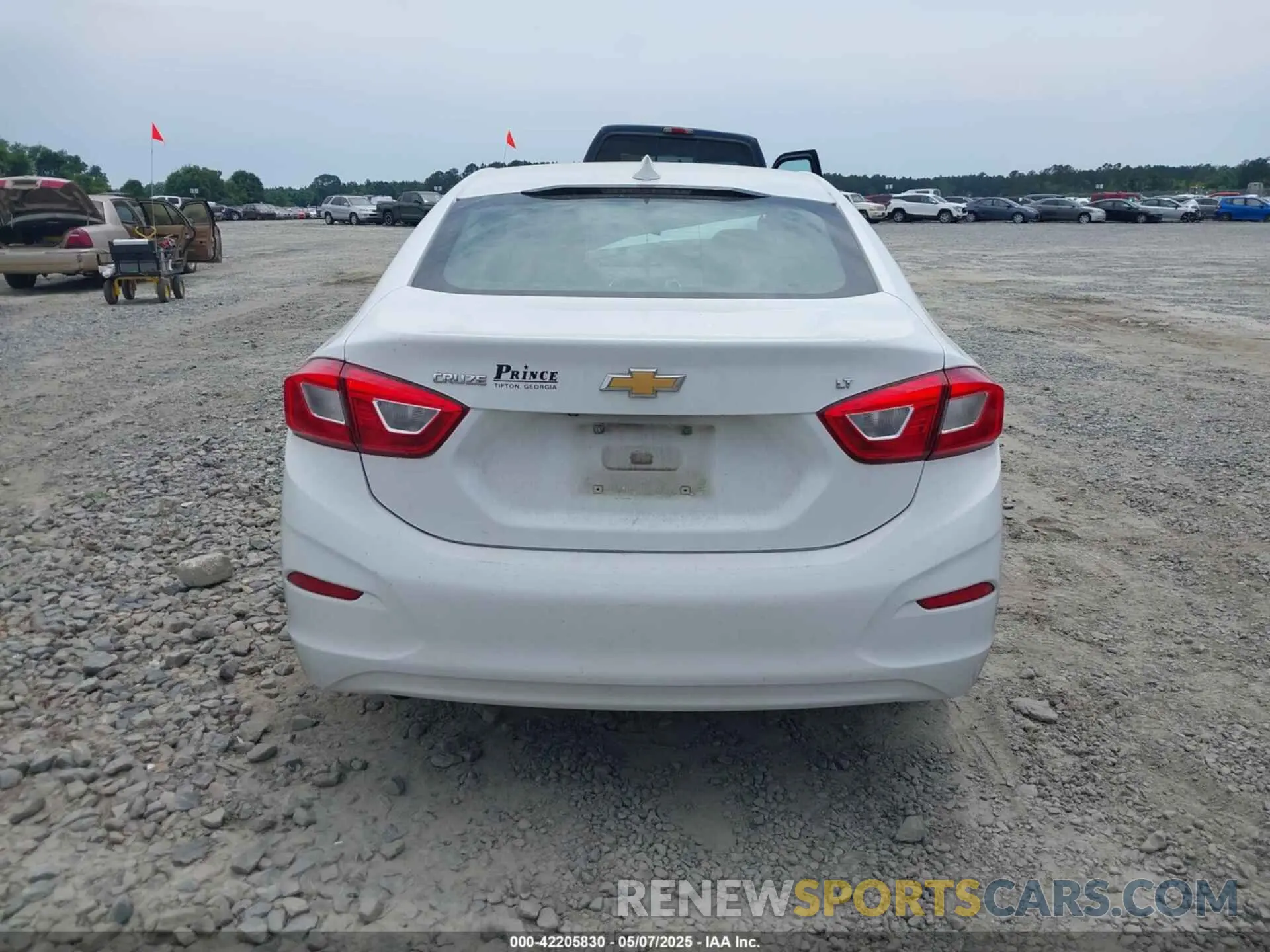 16 Photograph of a damaged car 1G1BE5SM1K7115779 CHEVROLET CRUZE 2019