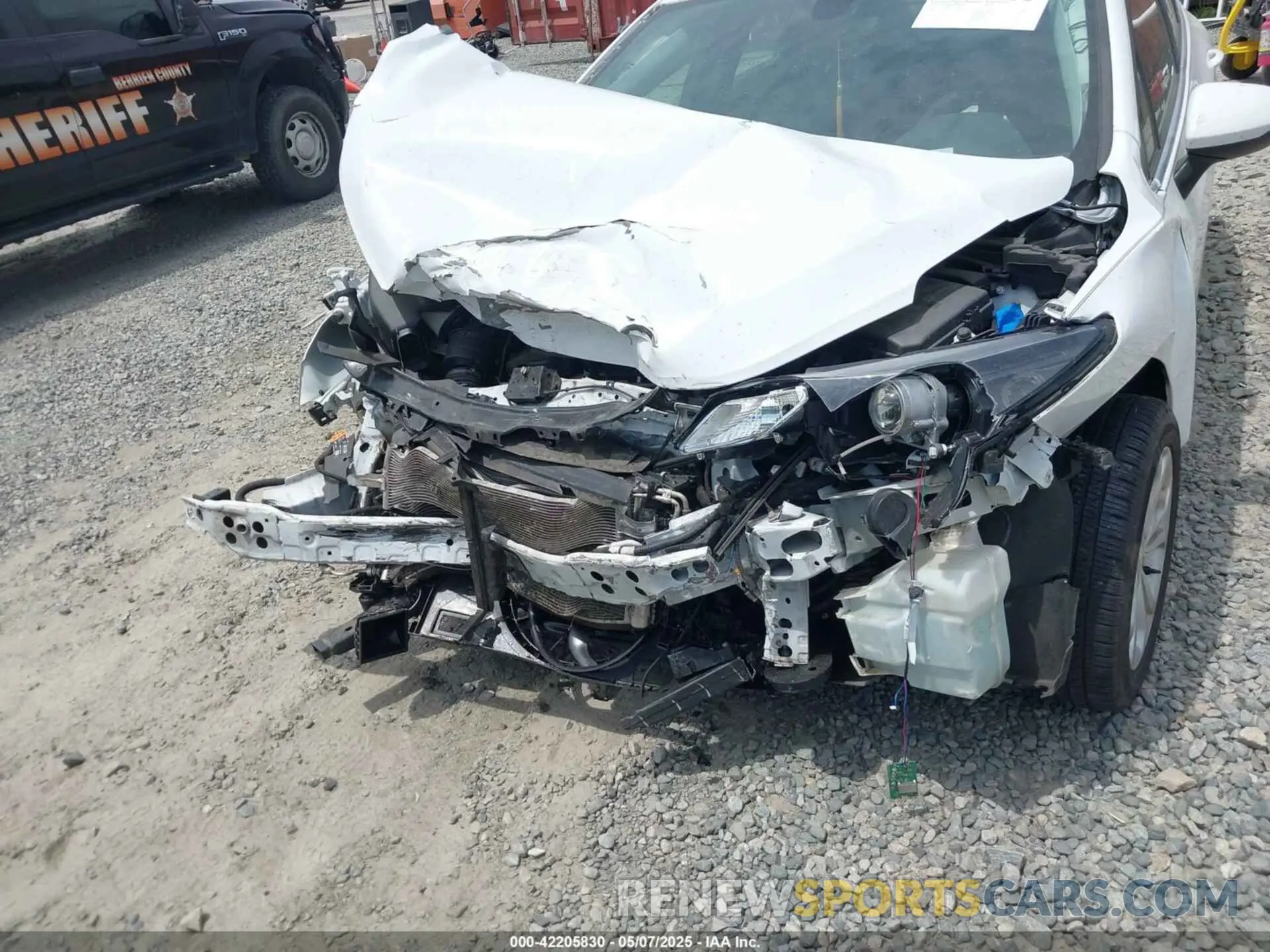 6 Photograph of a damaged car 1G1BE5SM1K7115779 CHEVROLET CRUZE 2019