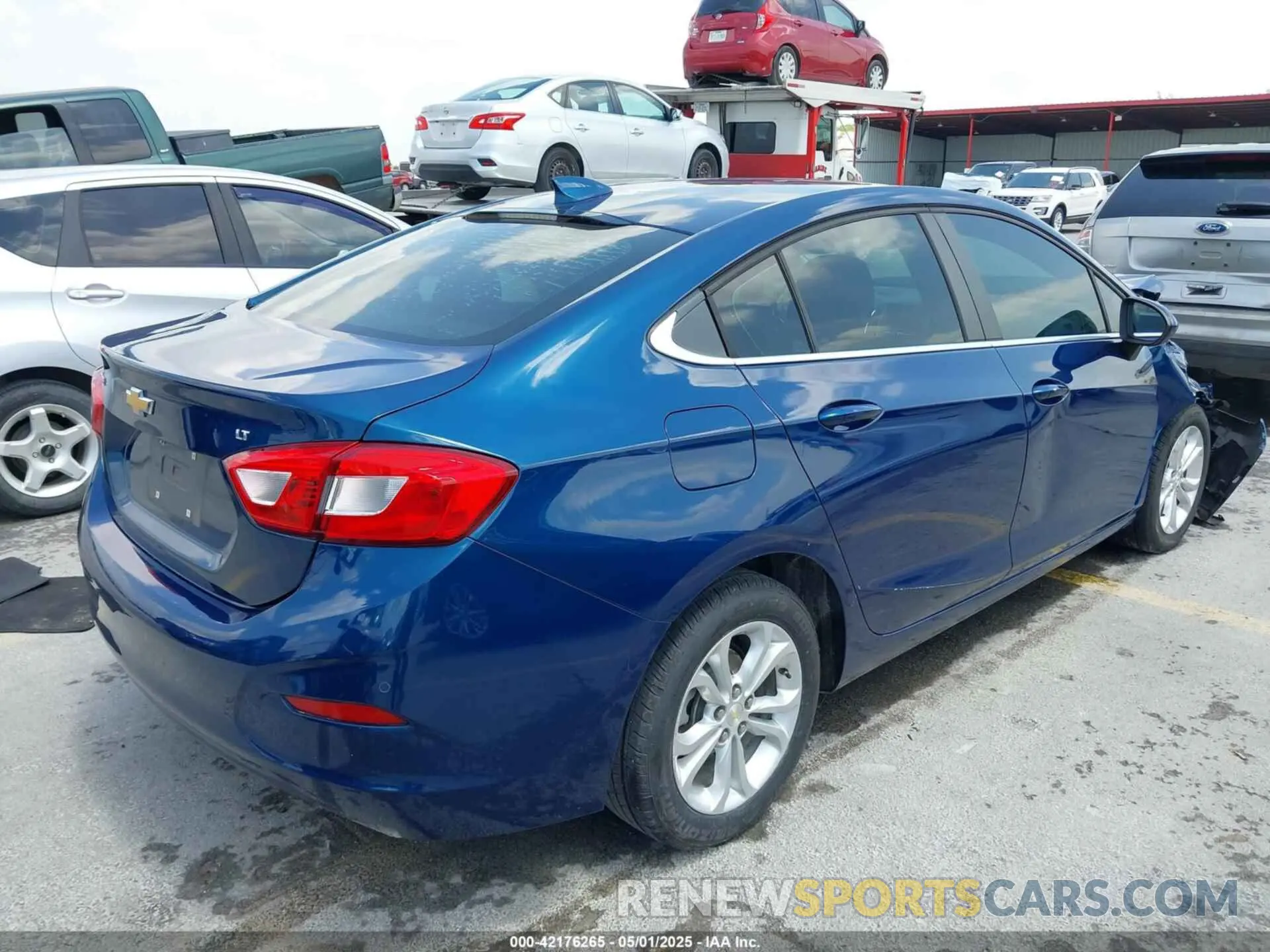 4 Photograph of a damaged car 1G1BE5SM1K7129049 CHEVROLET CRUZE 2019
