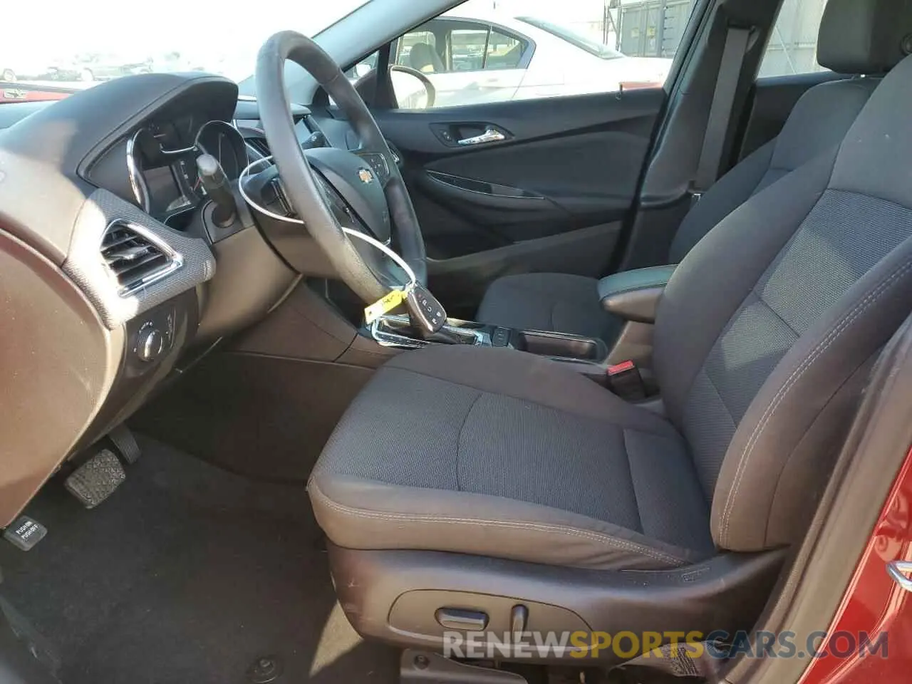 7 Photograph of a damaged car 1G1BE5SM1K7139788 CHEVROLET CRUZE 2019