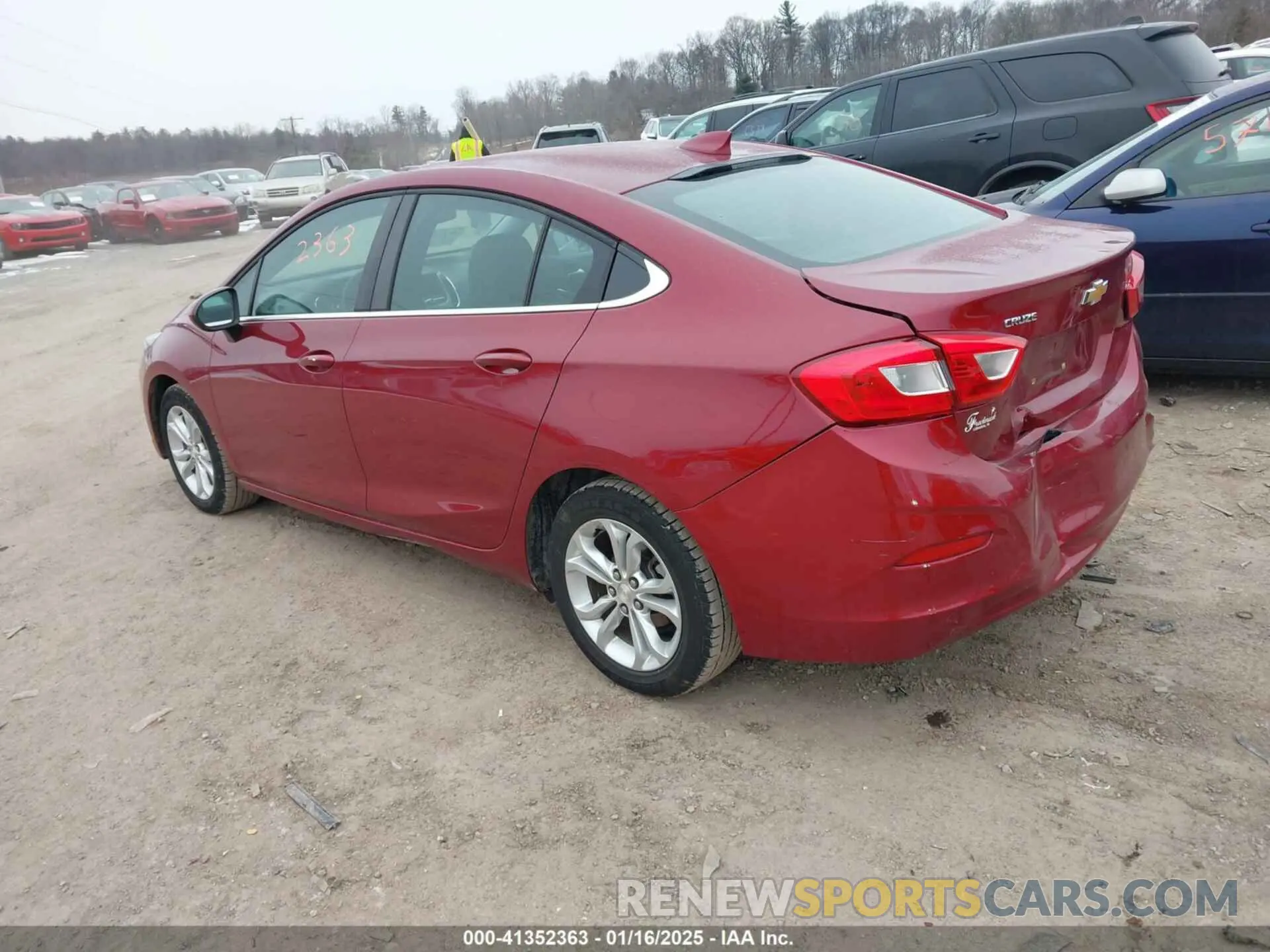 3 Photograph of a damaged car 1G1BE5SM1K7140178 CHEVROLET CRUZE 2019