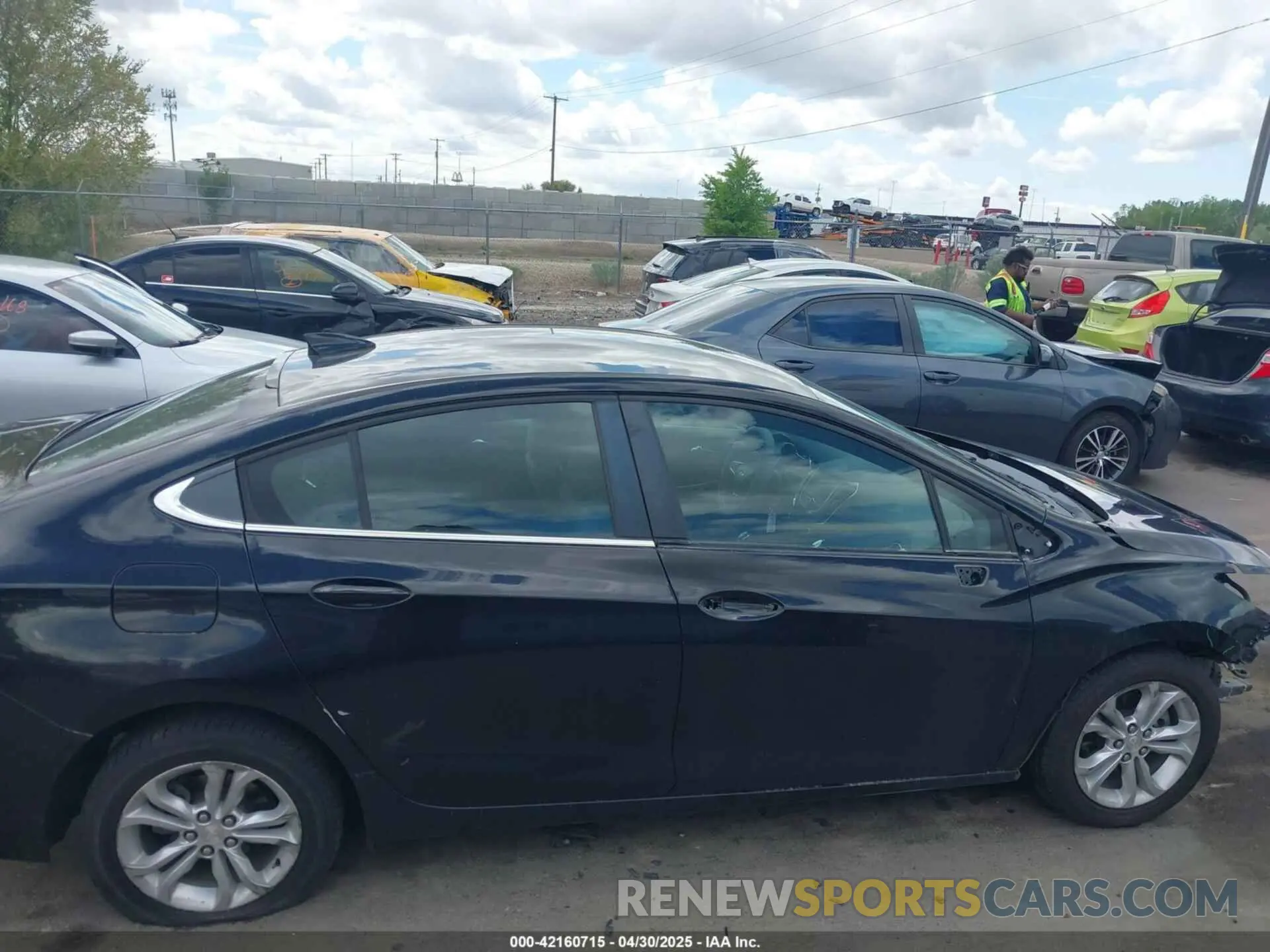 14 Photograph of a damaged car 1G1BE5SM1K7141234 CHEVROLET CRUZE 2019