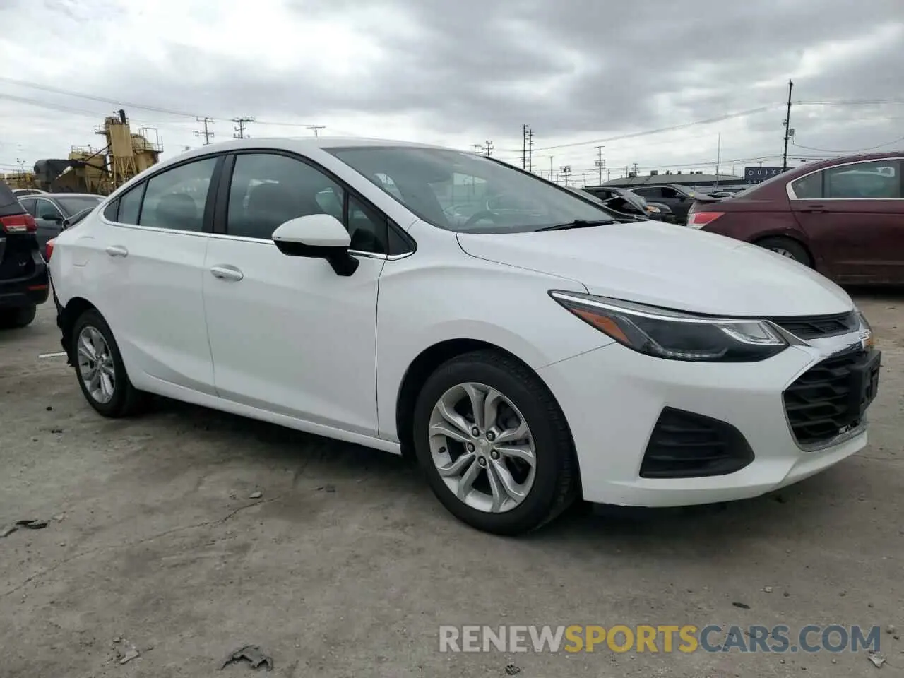 4 Photograph of a damaged car 1G1BE5SM1K7143582 CHEVROLET CRUZE 2019