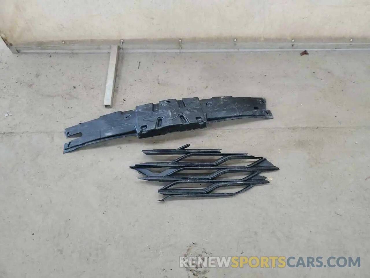 12 Photograph of a damaged car 1G1BE5SM1K7145610 CHEVROLET CRUZE 2019