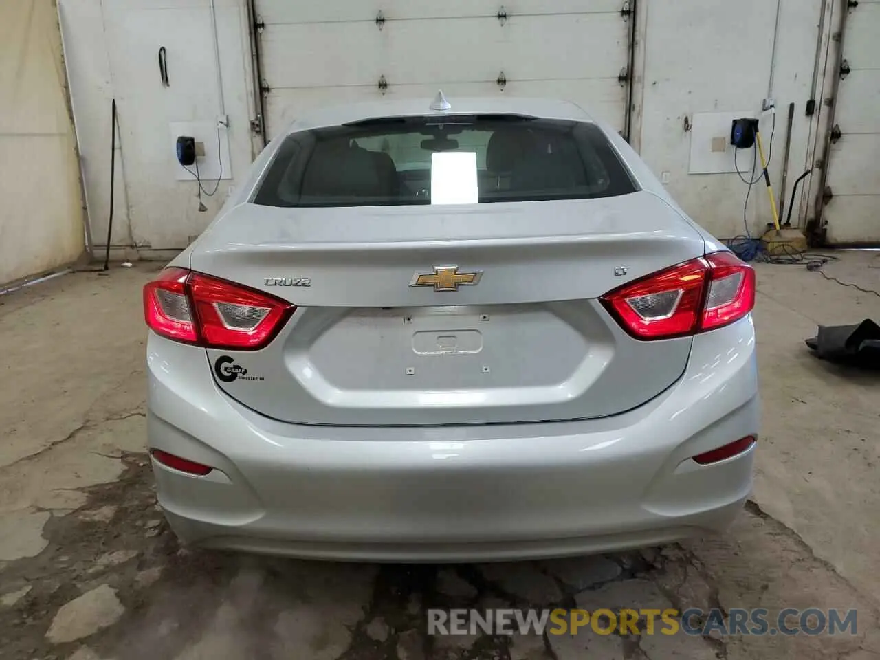 6 Photograph of a damaged car 1G1BE5SM1K7145610 CHEVROLET CRUZE 2019