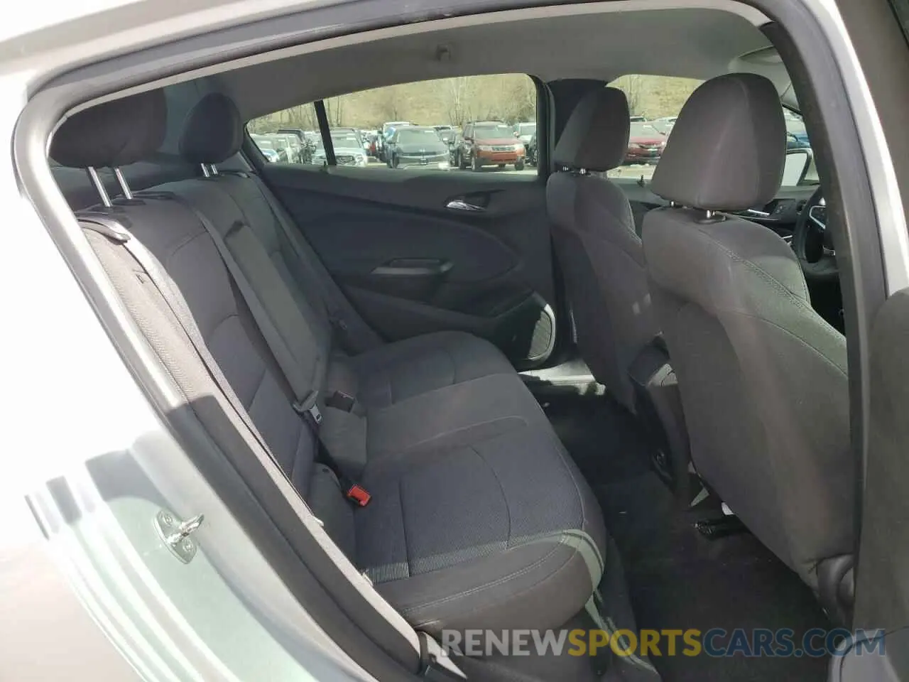 10 Photograph of a damaged car 1G1BE5SM2K7114205 CHEVROLET CRUZE 2019