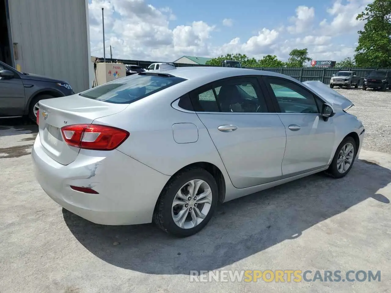 3 Photograph of a damaged car 1G1BE5SM2K7117279 CHEVROLET CRUZE 2019