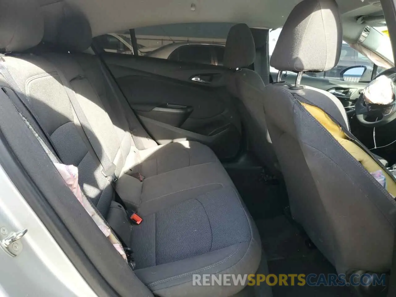 10 Photograph of a damaged car 1G1BE5SM2K7144725 CHEVROLET CRUZE 2019