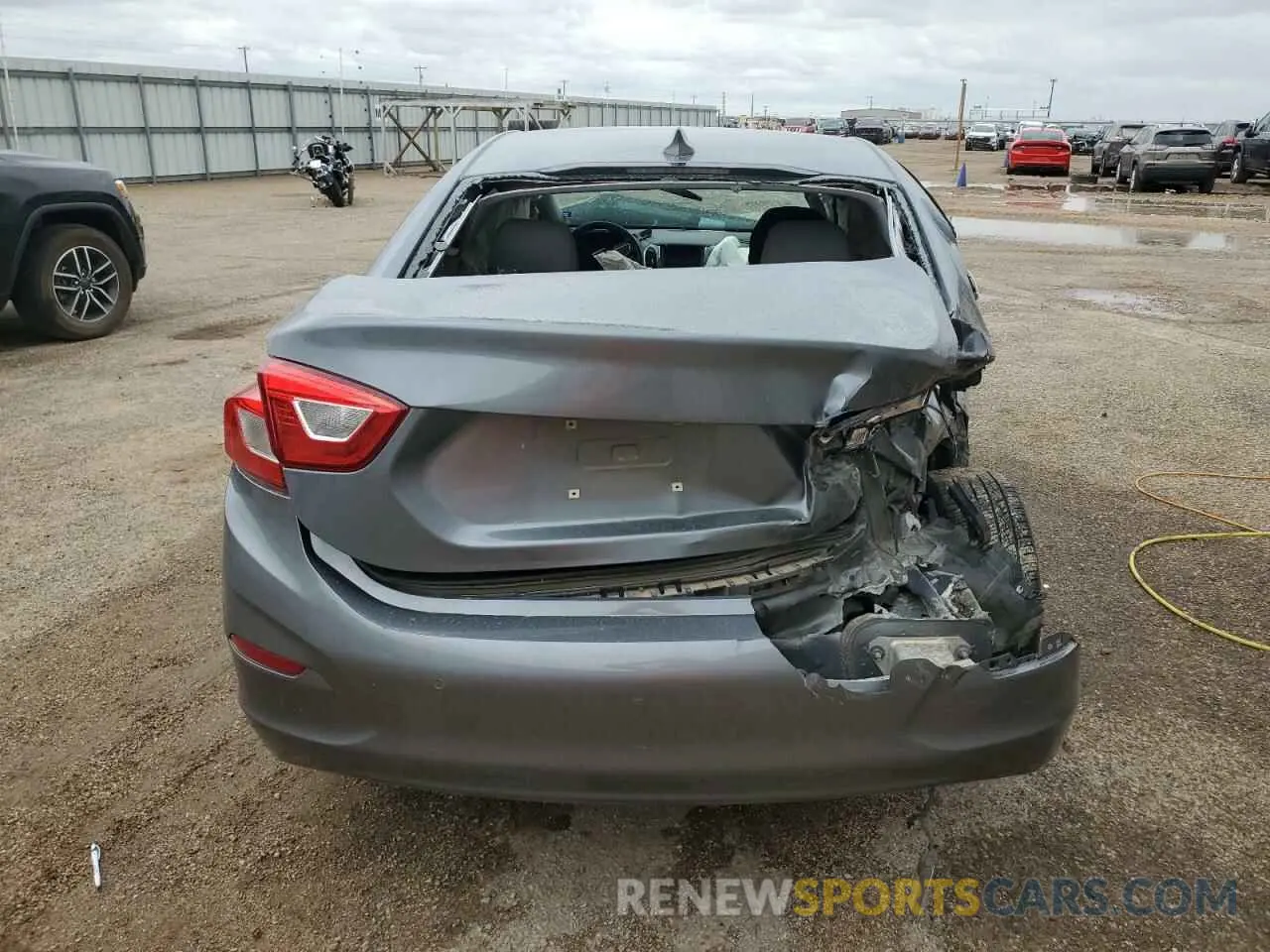 6 Photograph of a damaged car 1G1BE5SM3K7106422 CHEVROLET CRUZE 2019
