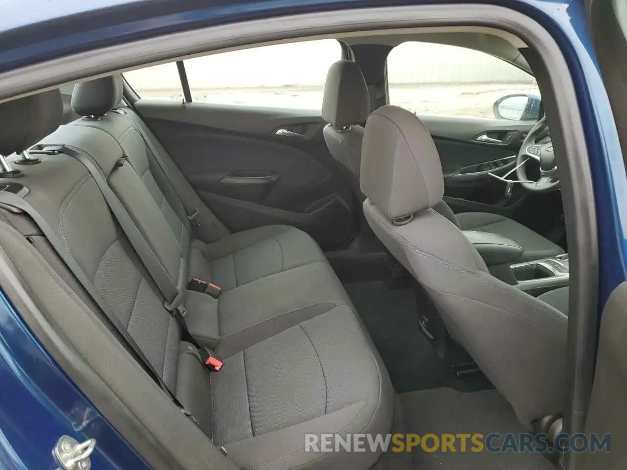 10 Photograph of a damaged car 1G1BE5SM3K7107974 CHEVROLET CRUZE 2019