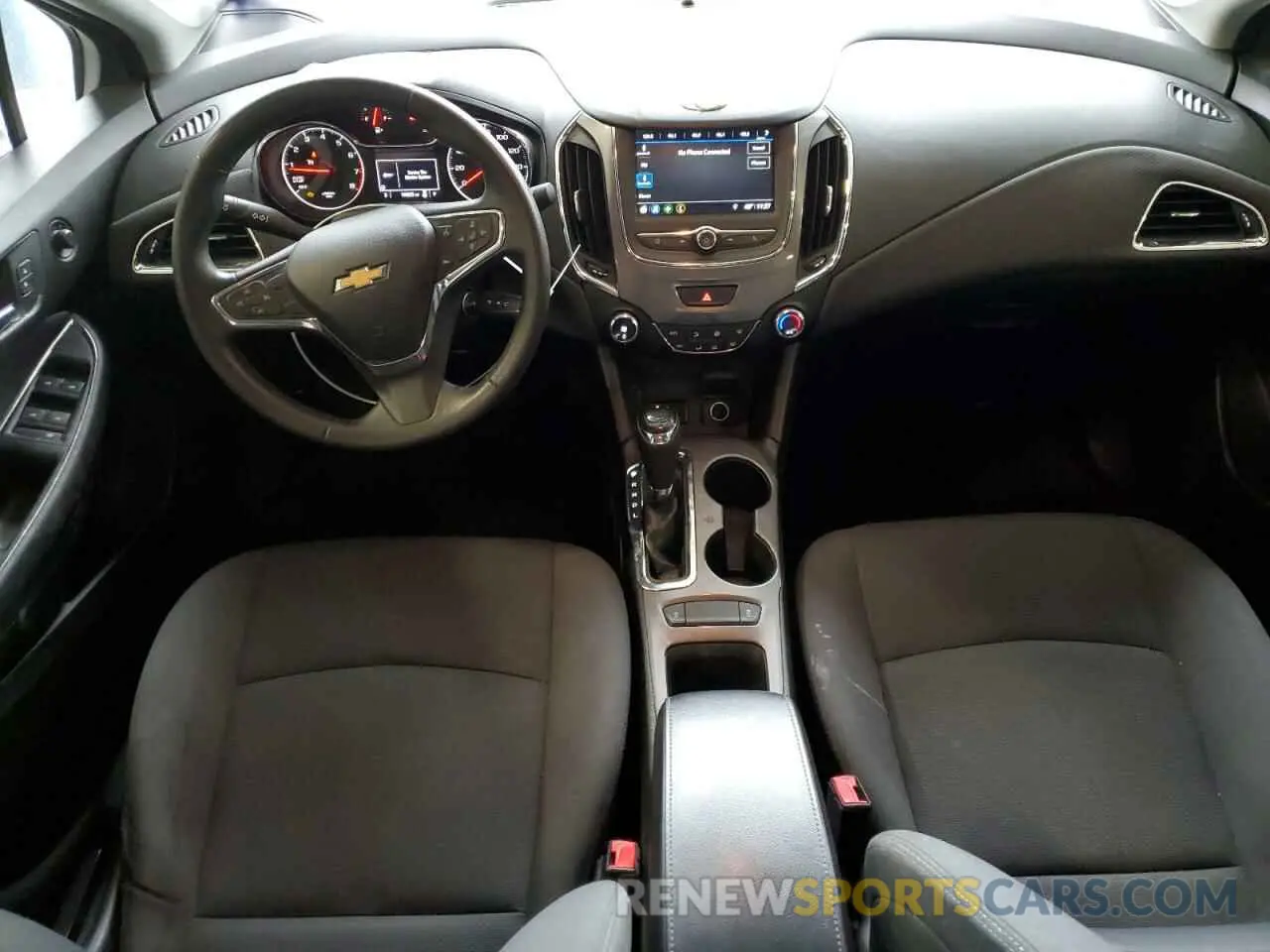 8 Photograph of a damaged car 1G1BE5SM3K7116741 CHEVROLET CRUZE 2019