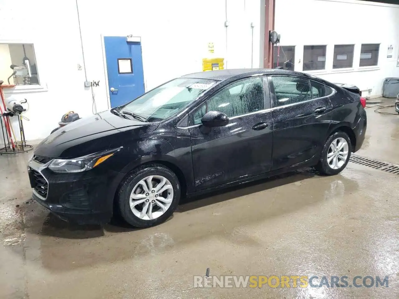 1 Photograph of a damaged car 1G1BE5SM3K7118733 CHEVROLET CRUZE 2019